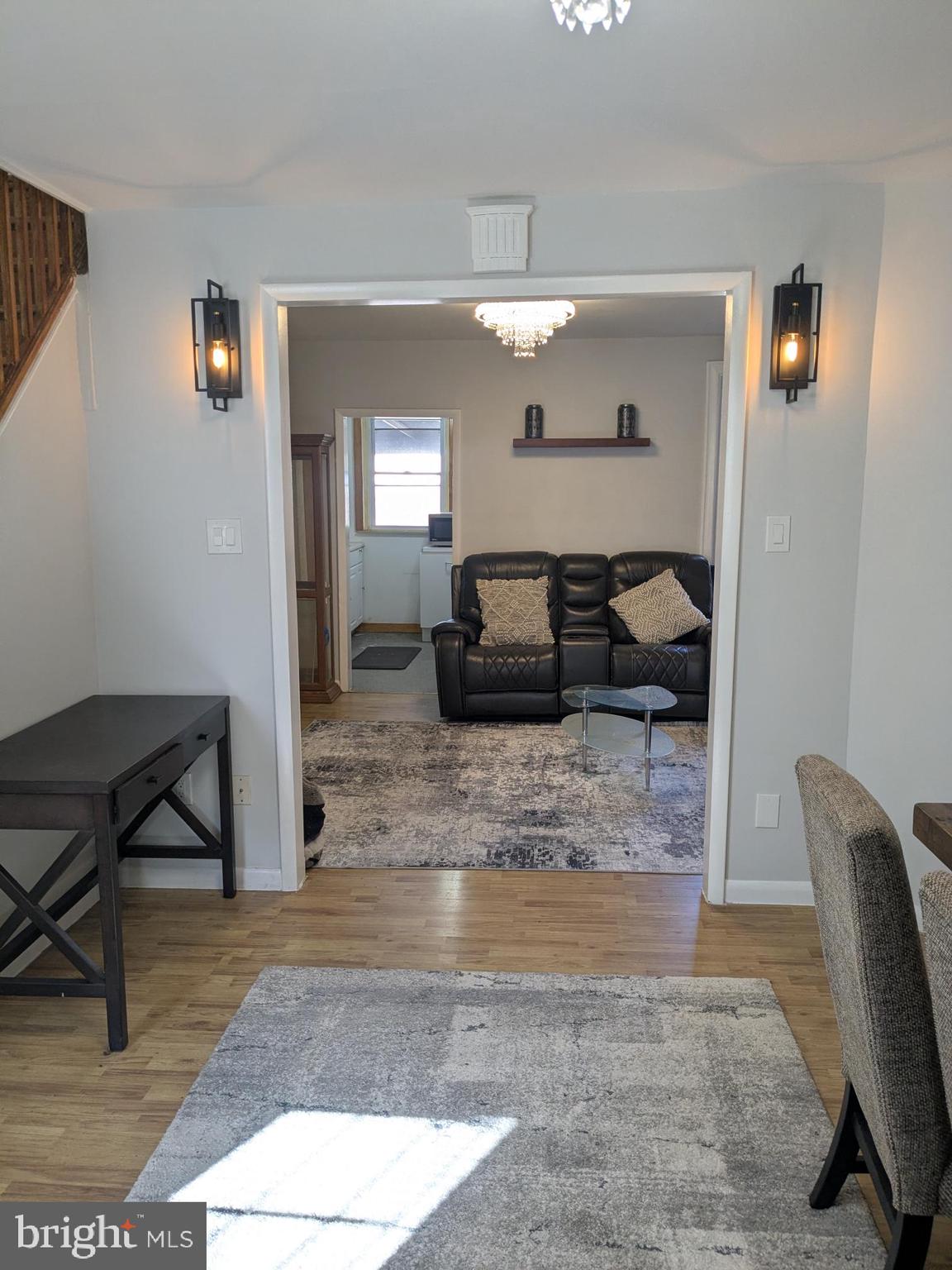 LAWNCREST - Residential