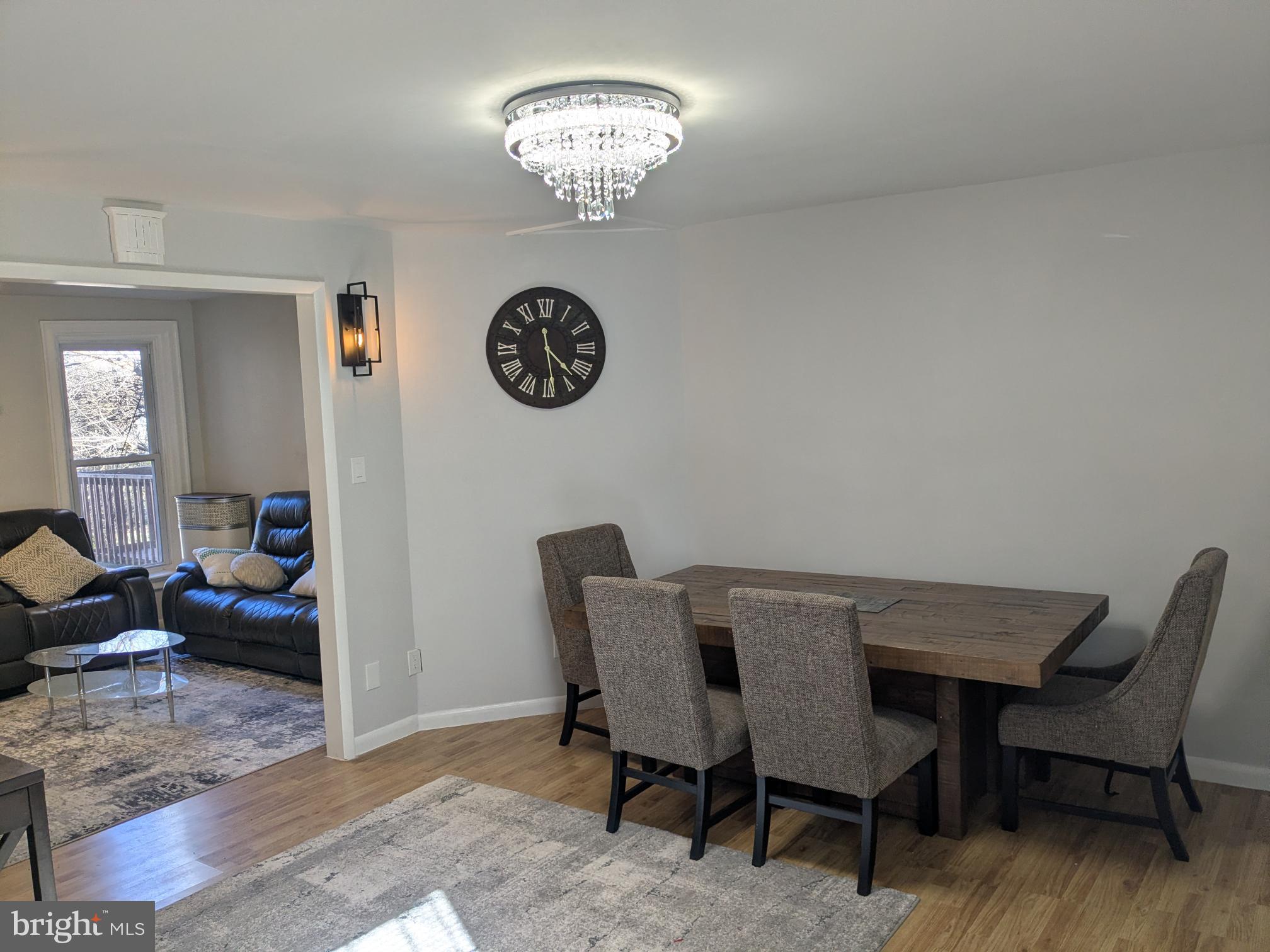 LAWNCREST - Residential