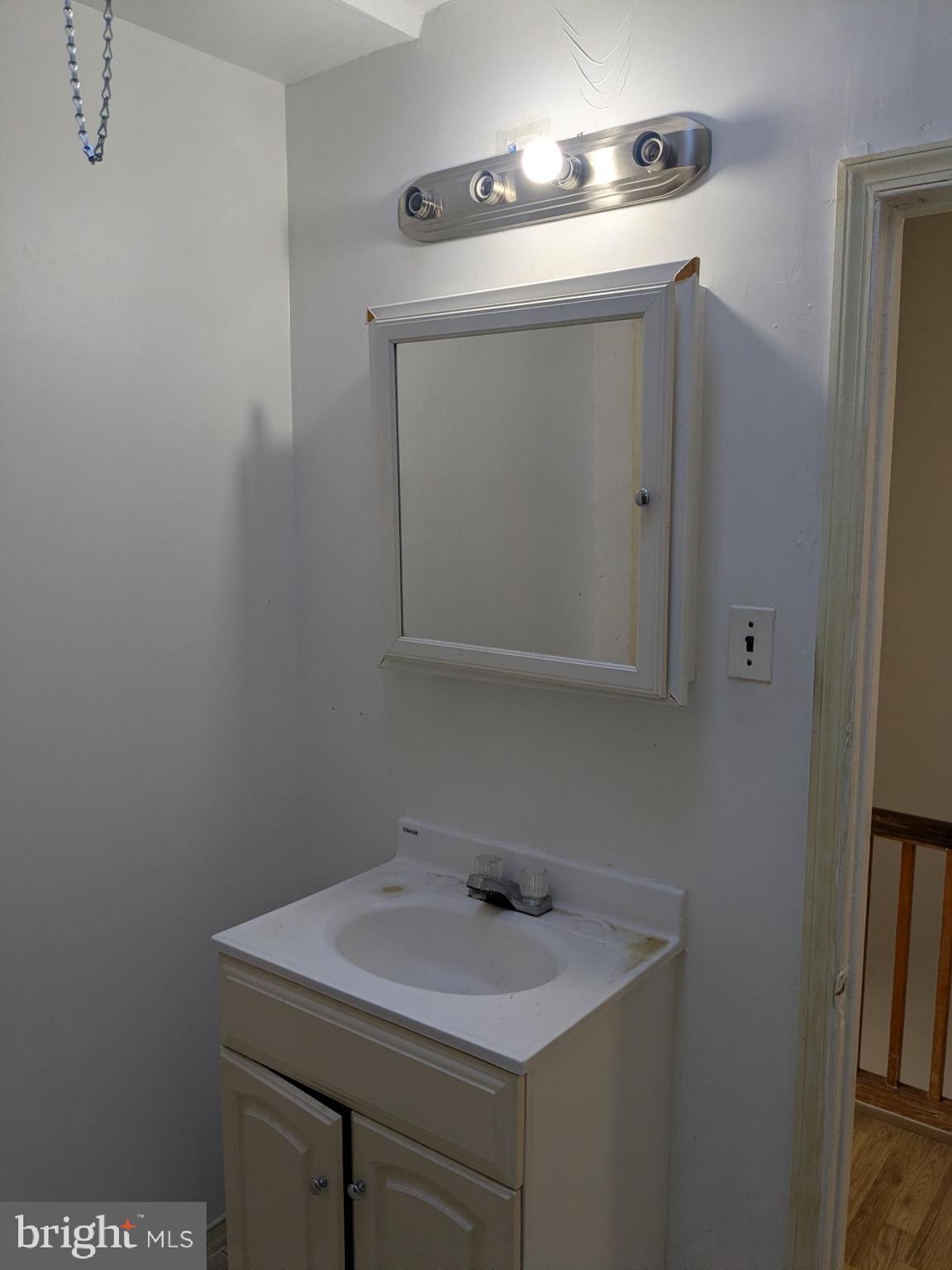 LAWNCREST - Residential