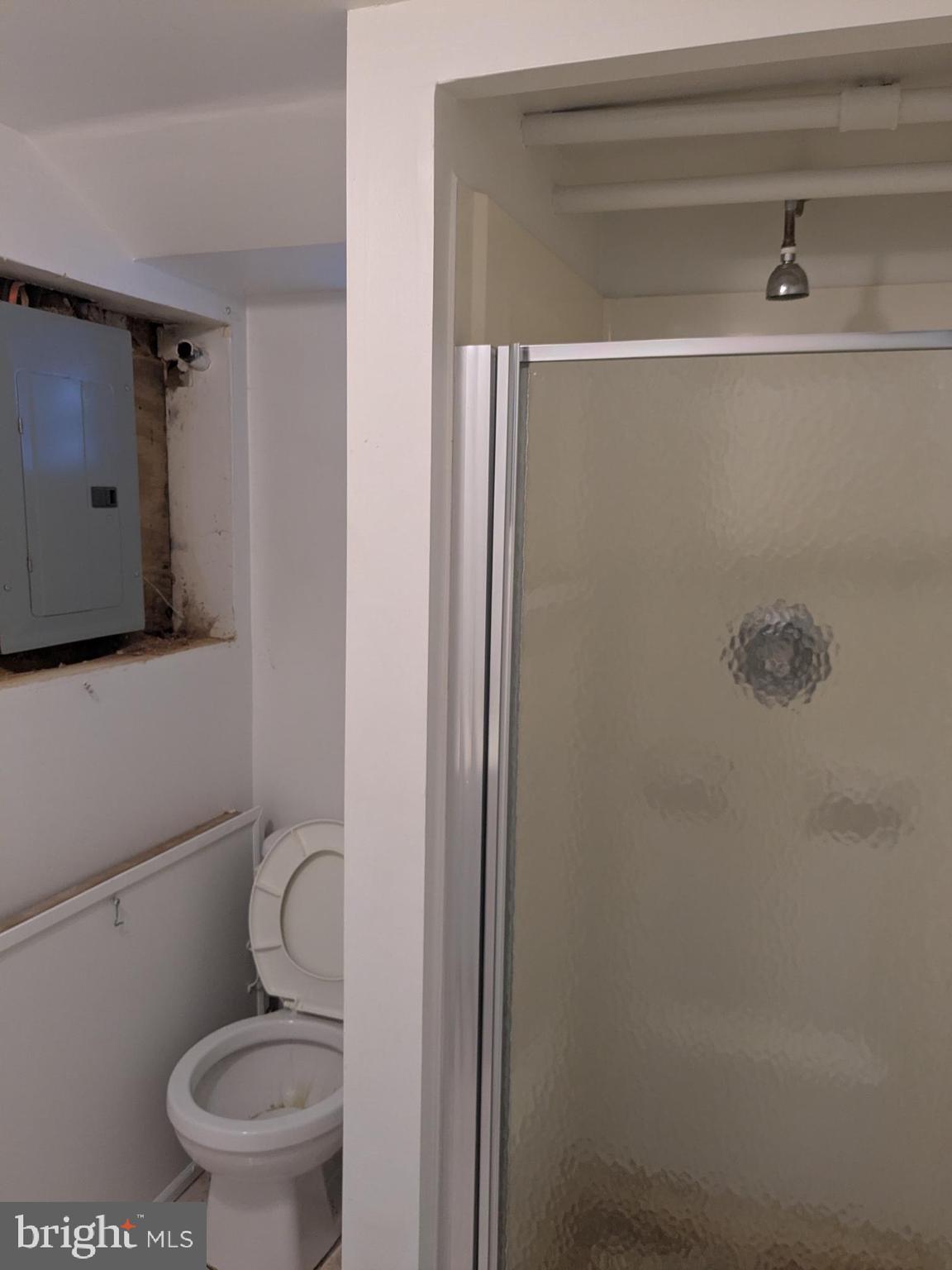 LAWNCREST - Residential