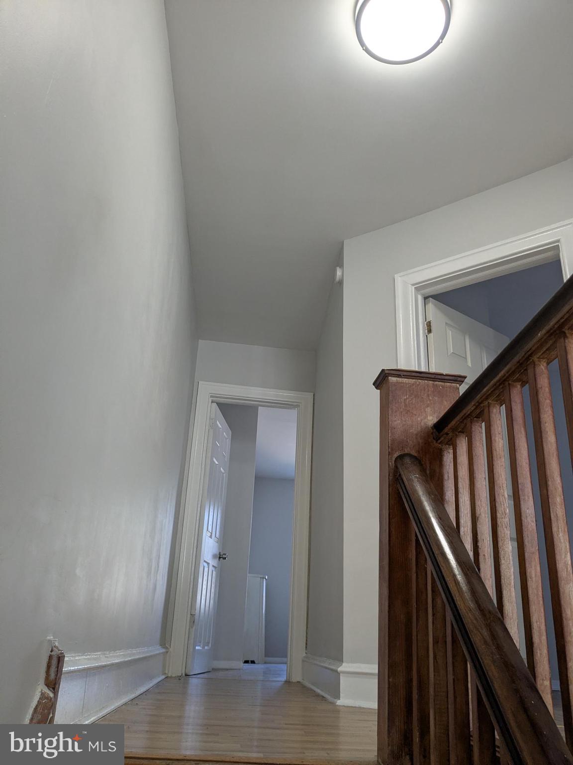 LAWNCREST - Residential