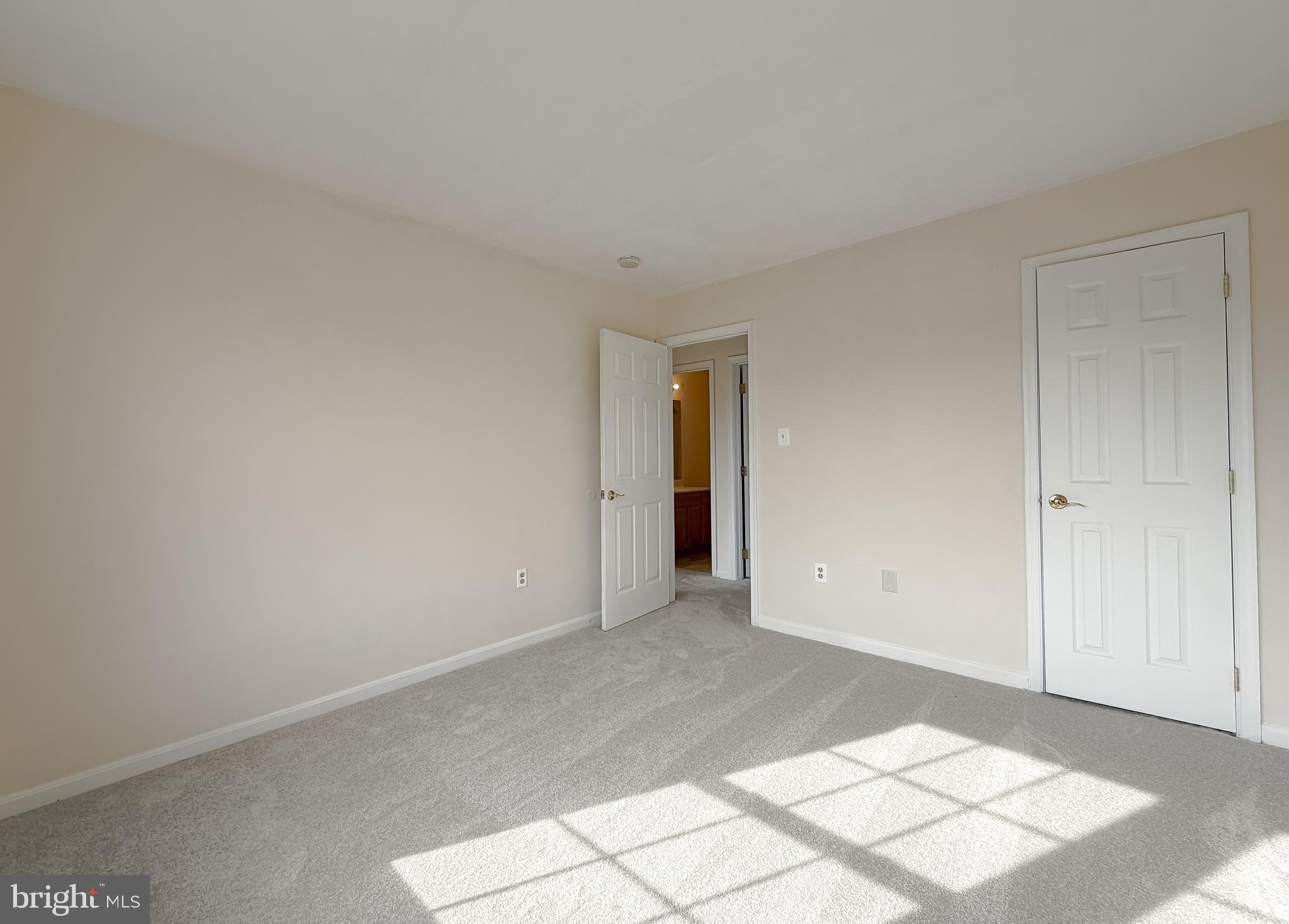 HICKORY HILLS NORTH - Residential