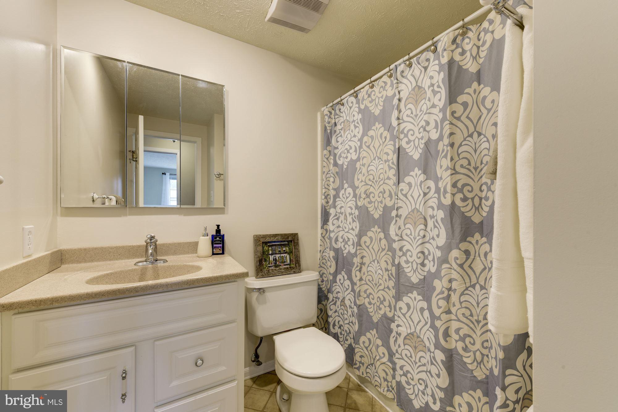 BURKE CENTRE - Residential