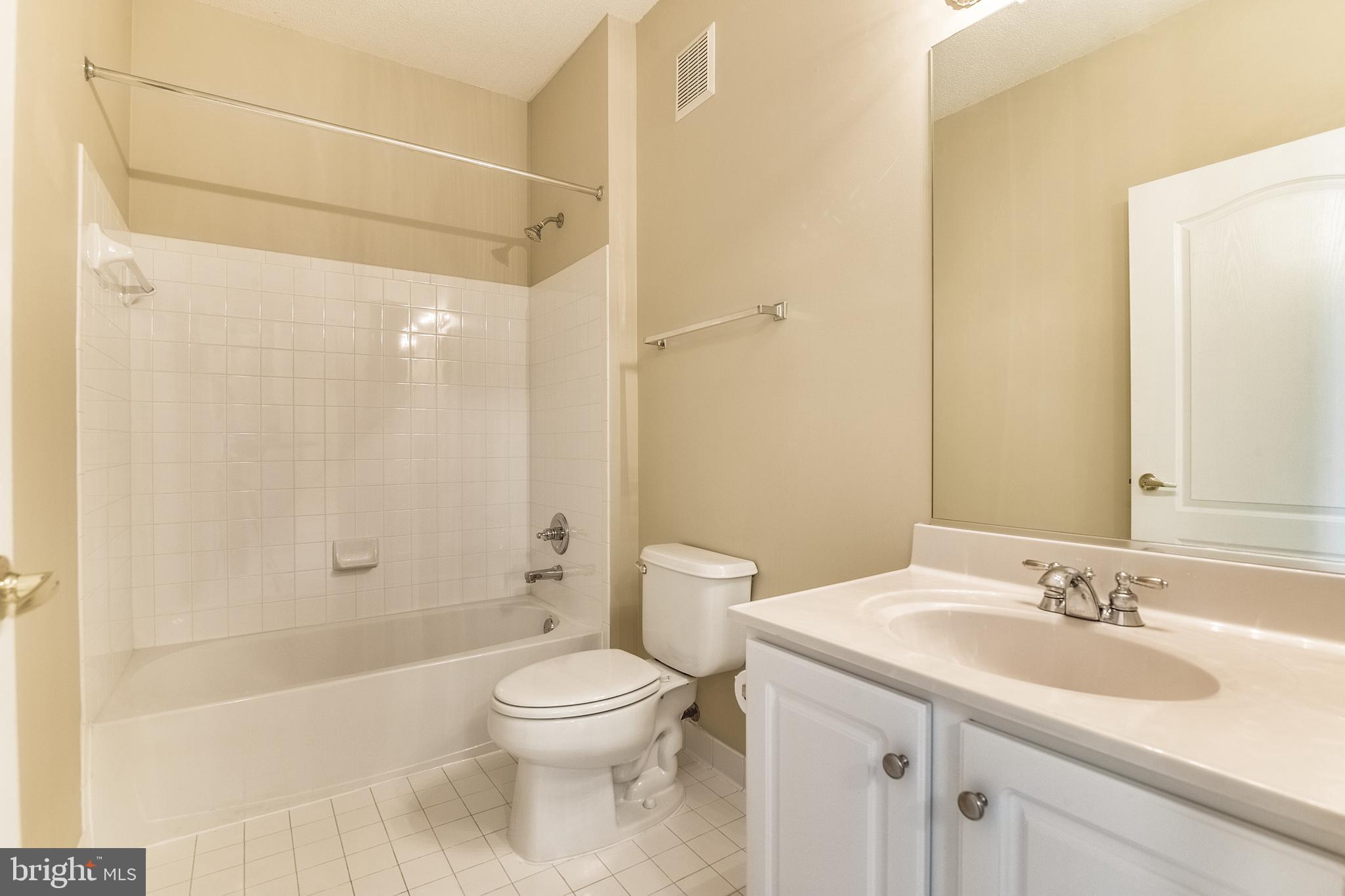 MADISON PARK AT WEST MARKET - Residential