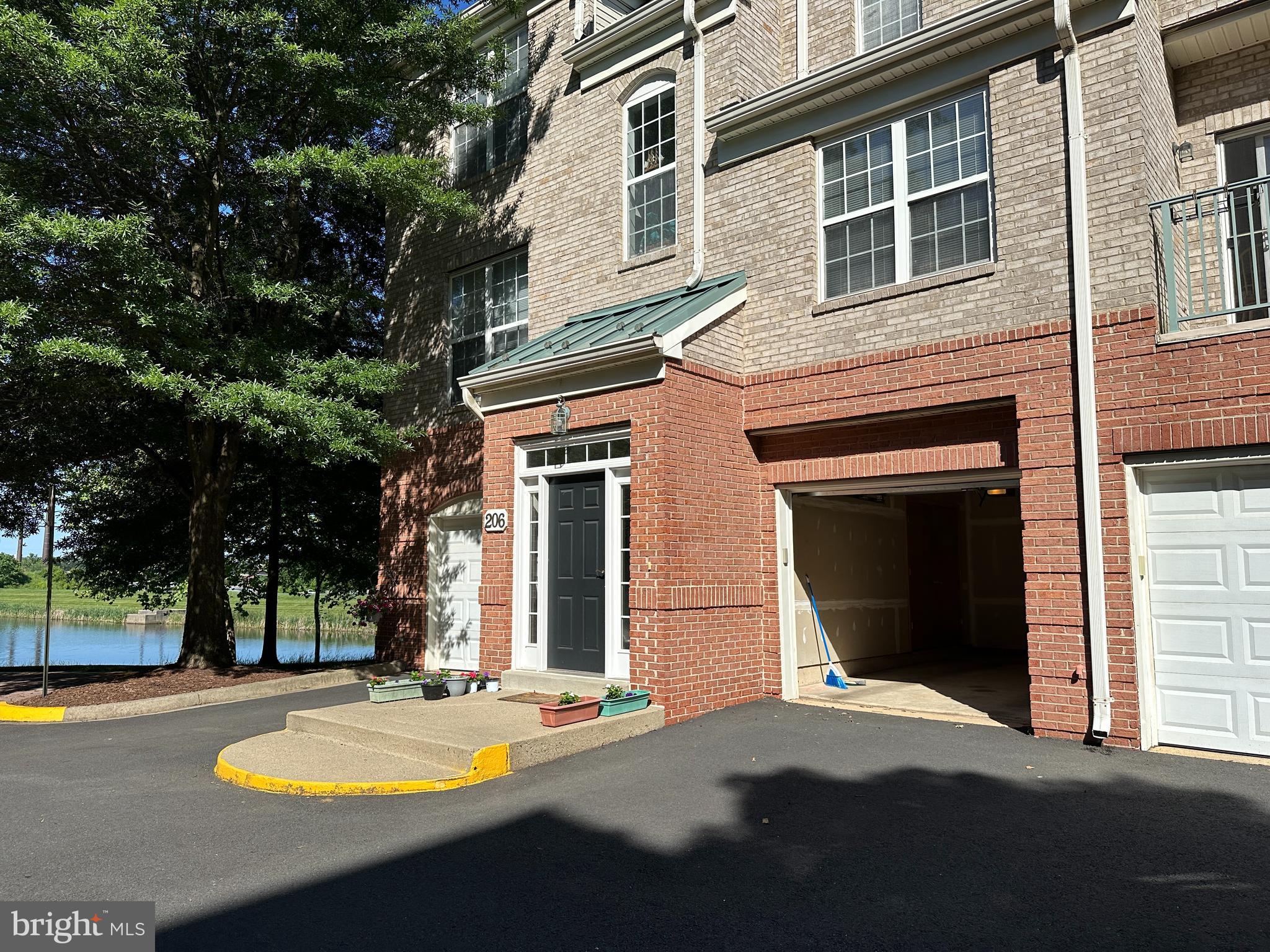 MADISON PARK AT WEST MARKET - Residential