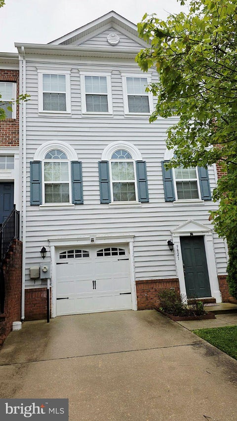 Townhouse For Rent - 9821 Solar Course<br/> LAUREL, MD 20723