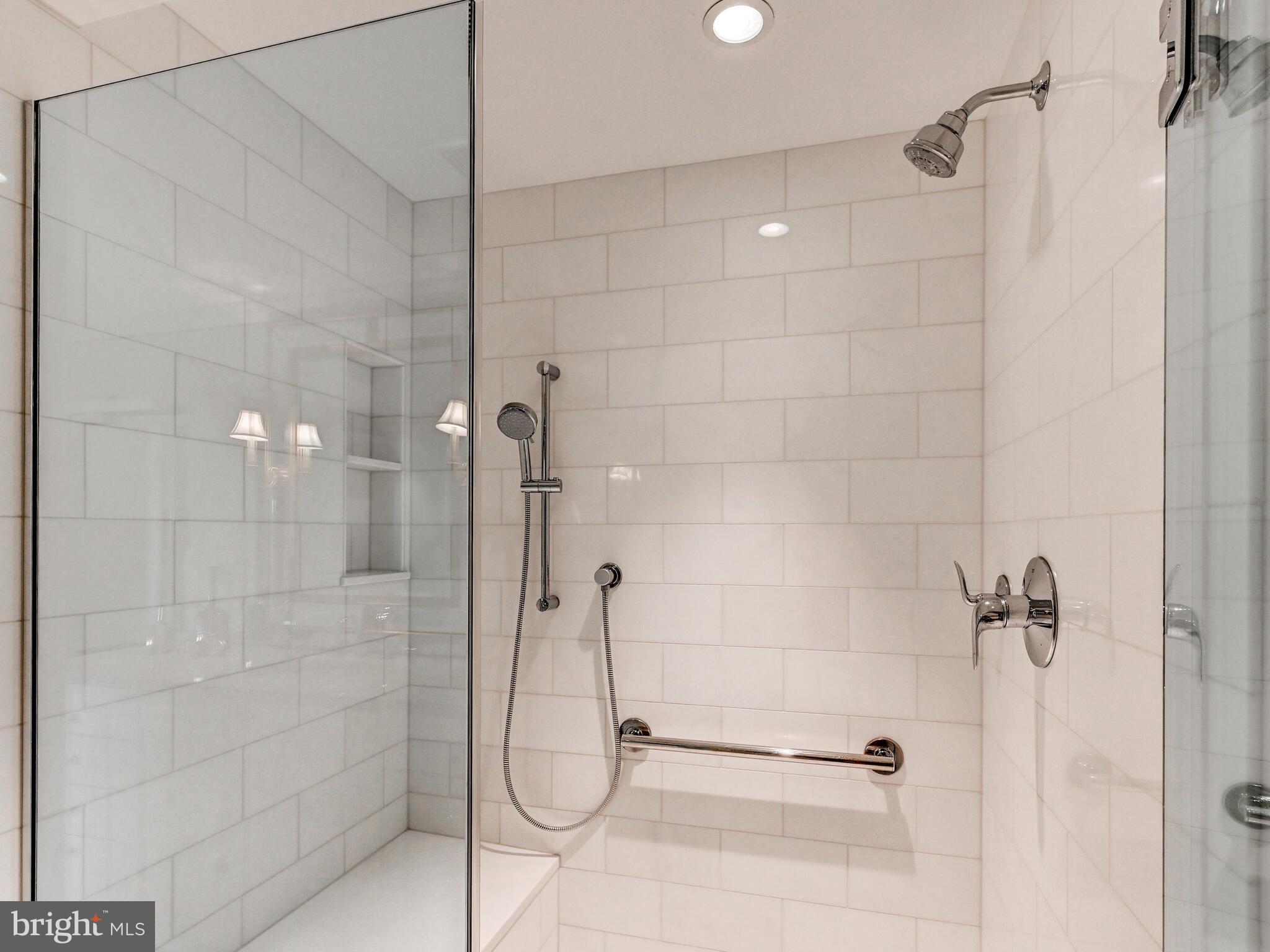 ONE SLADE - Residential