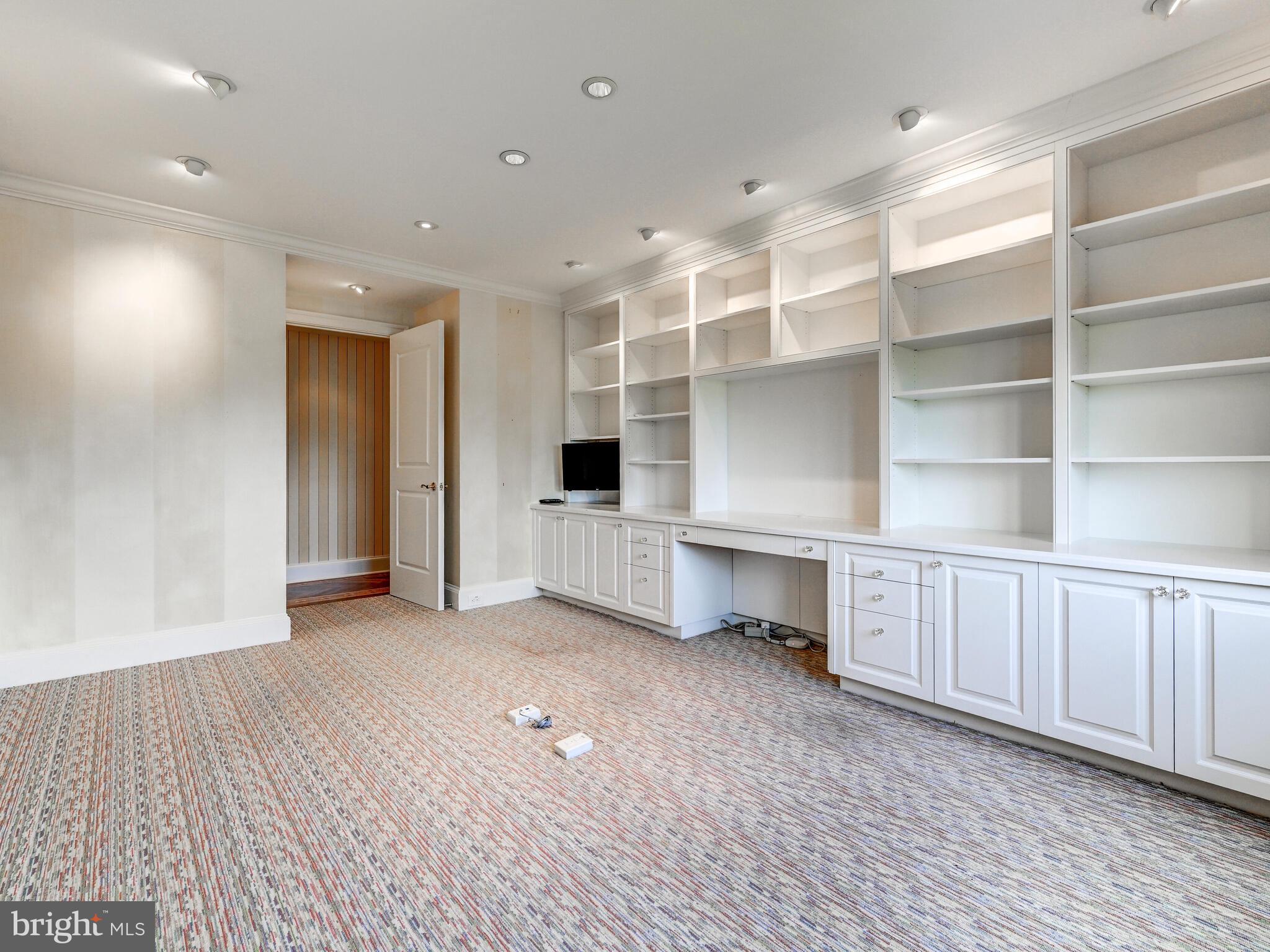 ONE SLADE - Residential