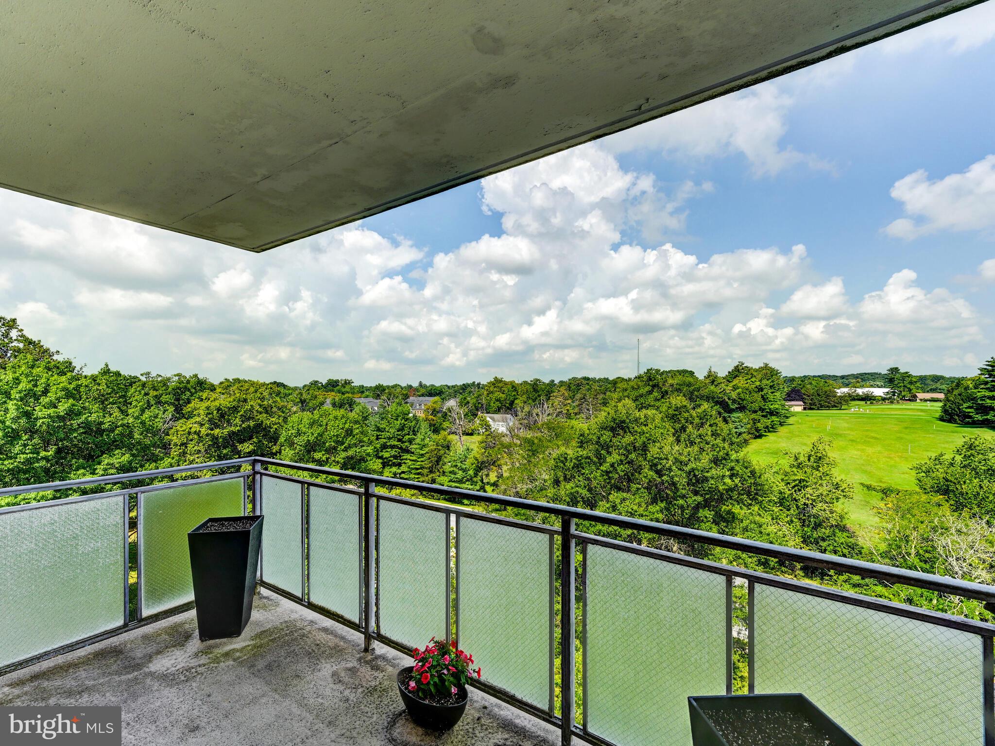 ONE SLADE - Residential