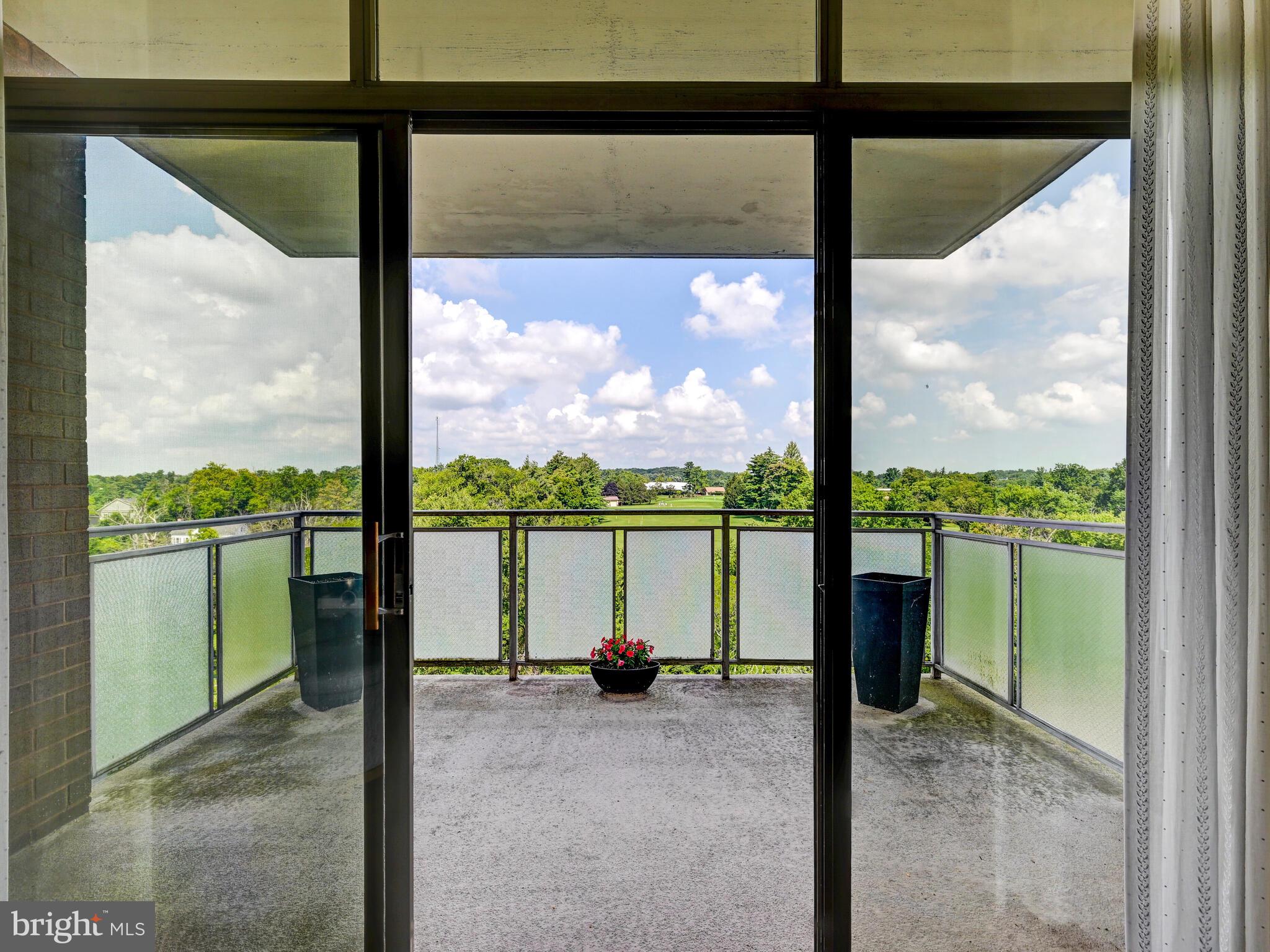 ONE SLADE - Residential