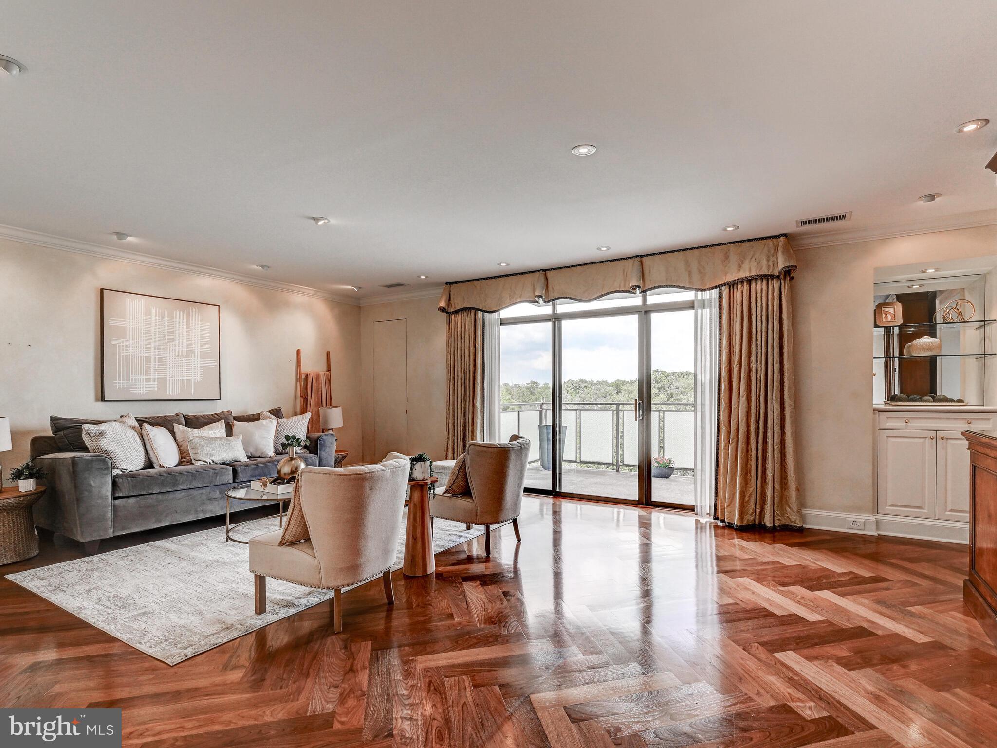 ONE SLADE - Residential