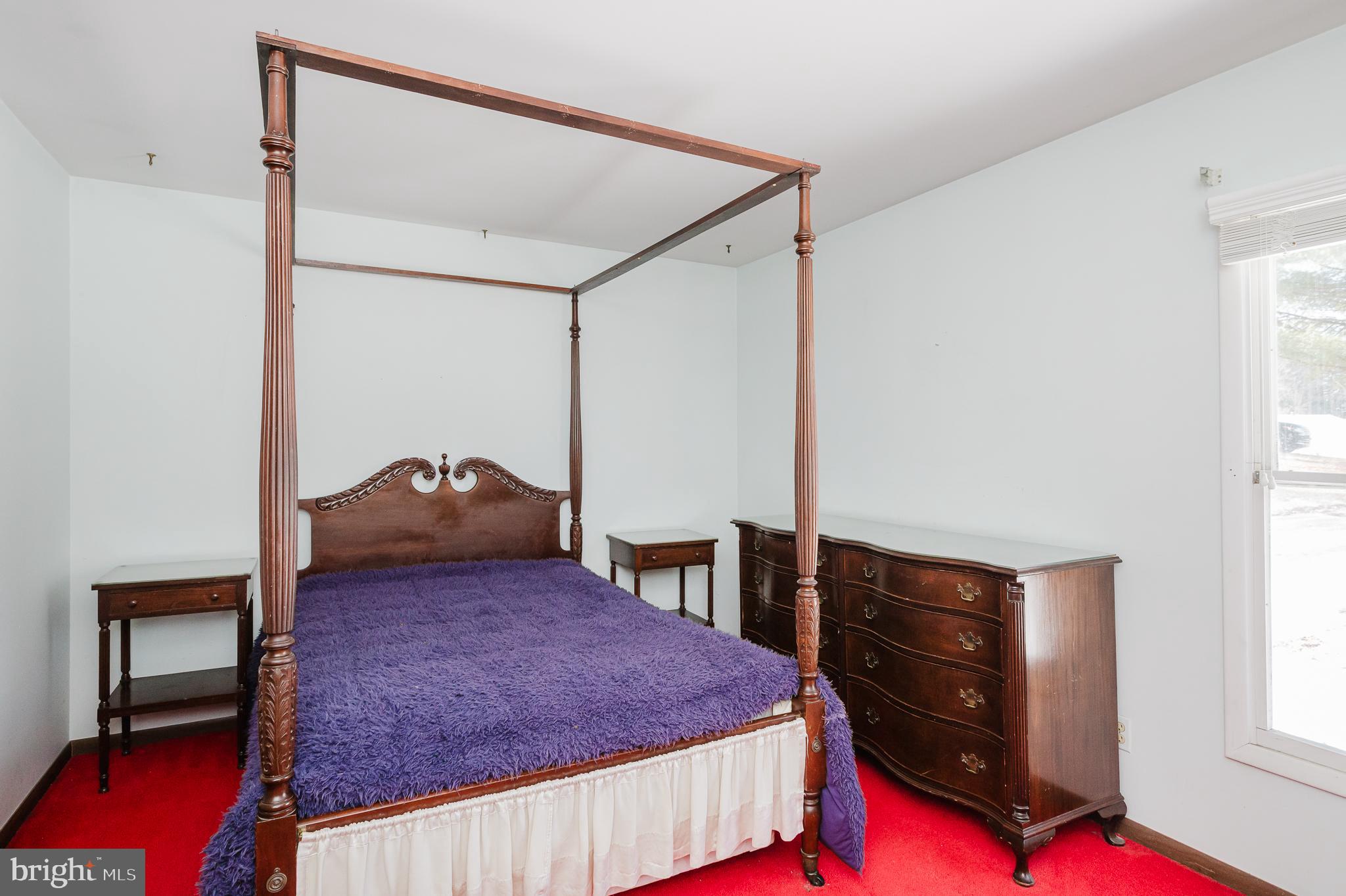 ROCKS ACRES - Residential