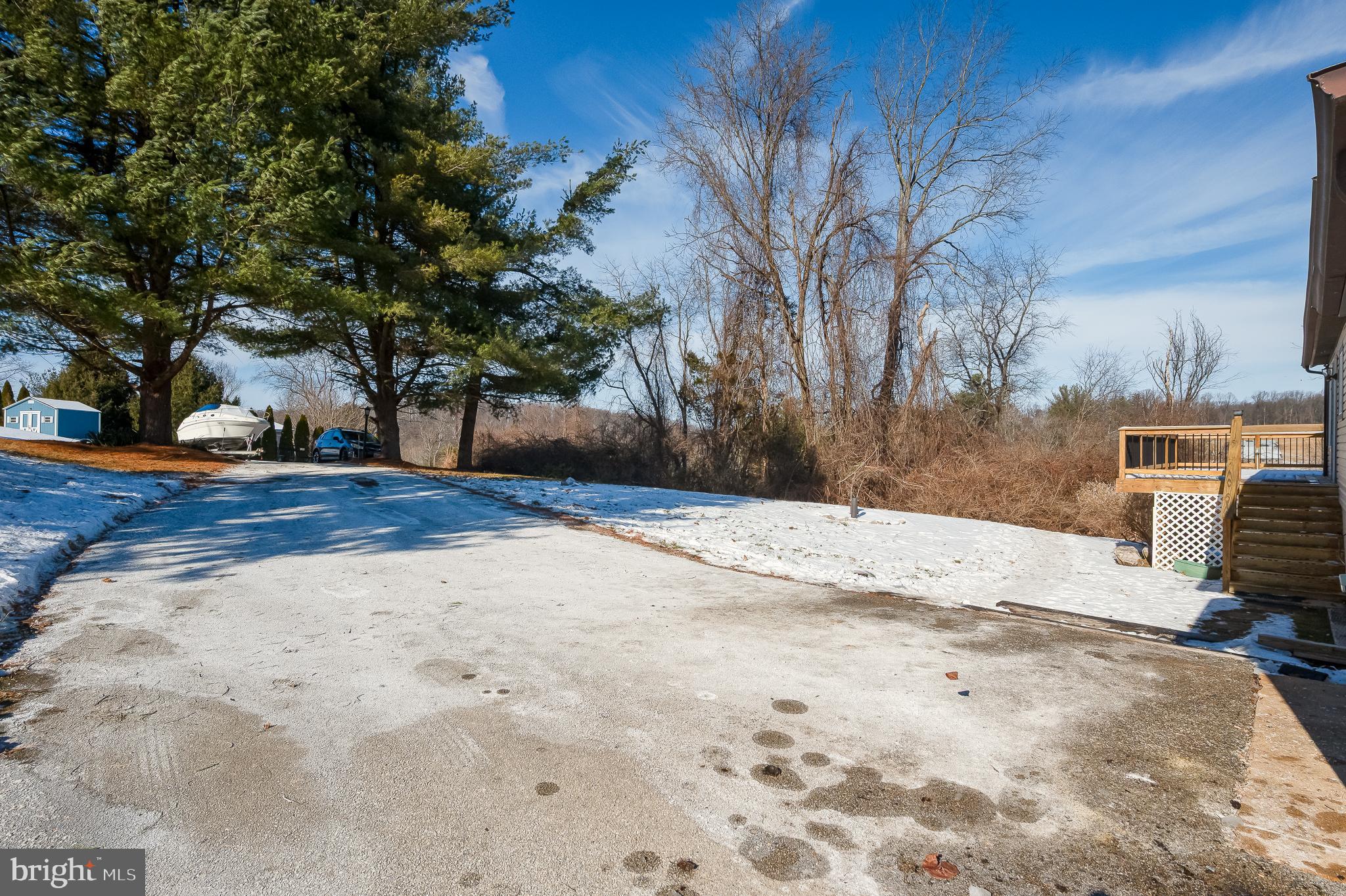 ROCKS ACRES - Residential