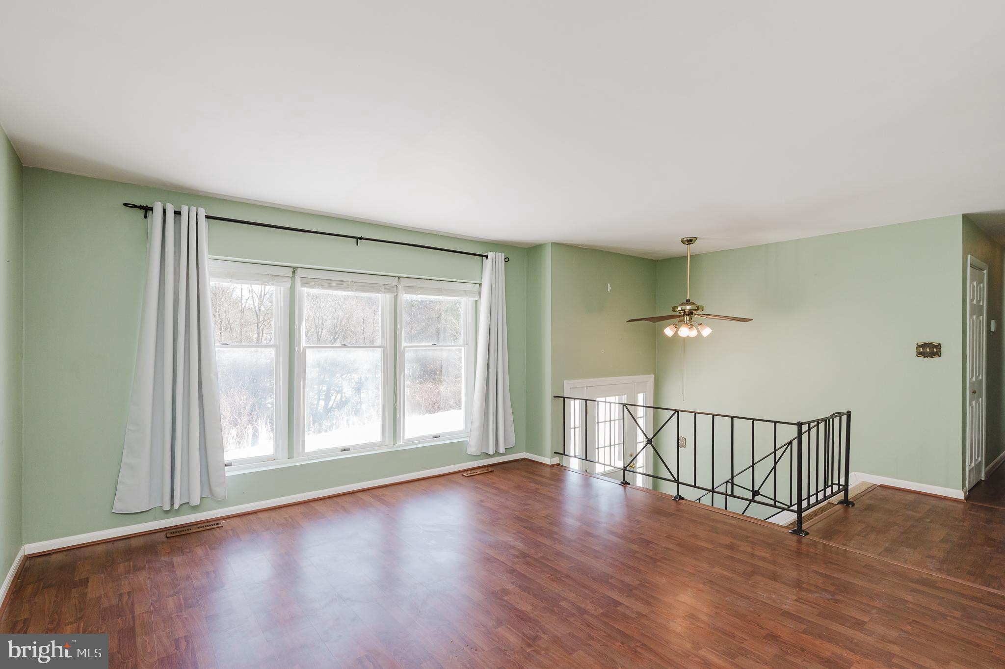 ROCKS ACRES - Residential