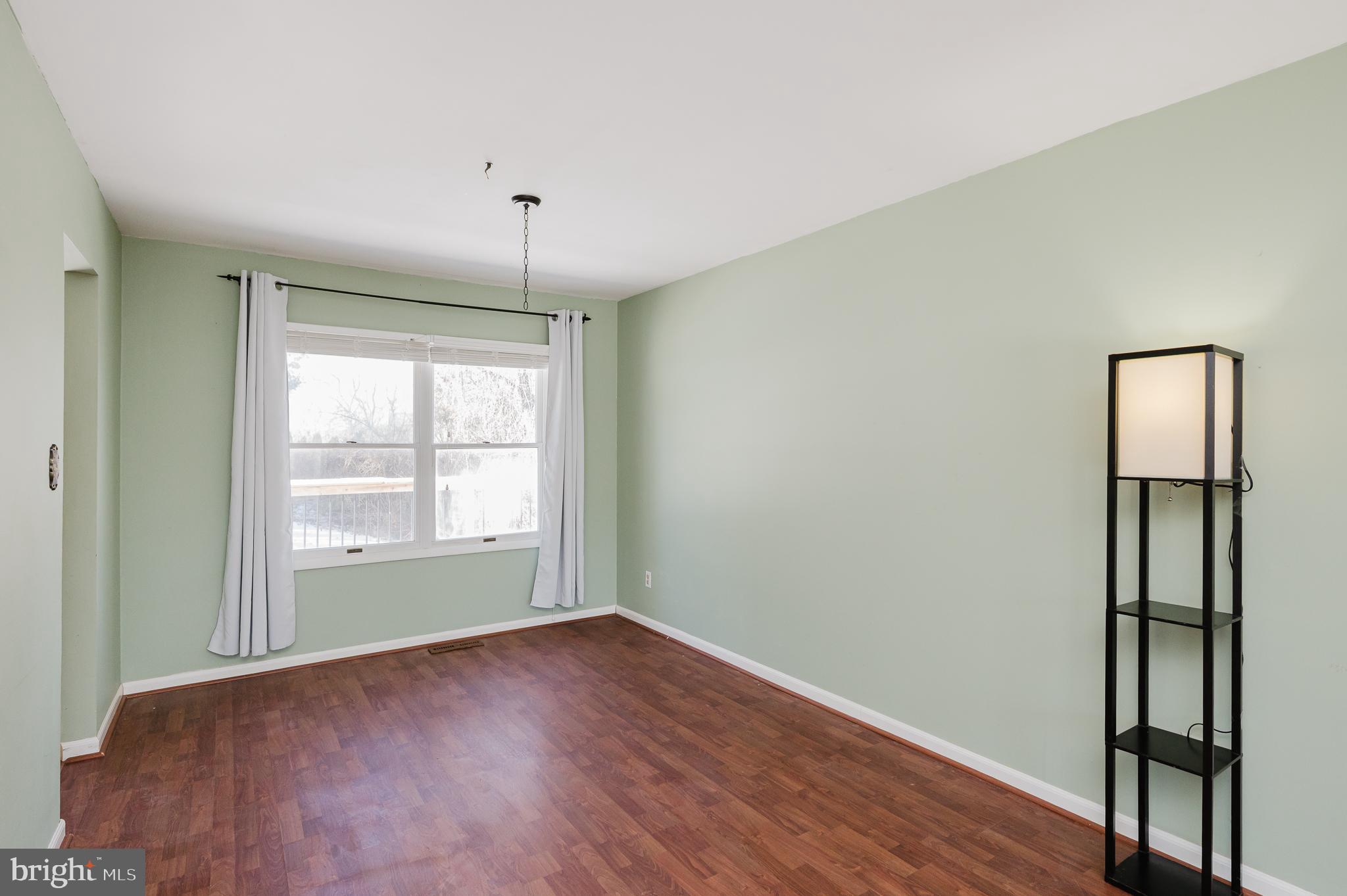 ROCKS ACRES - Residential