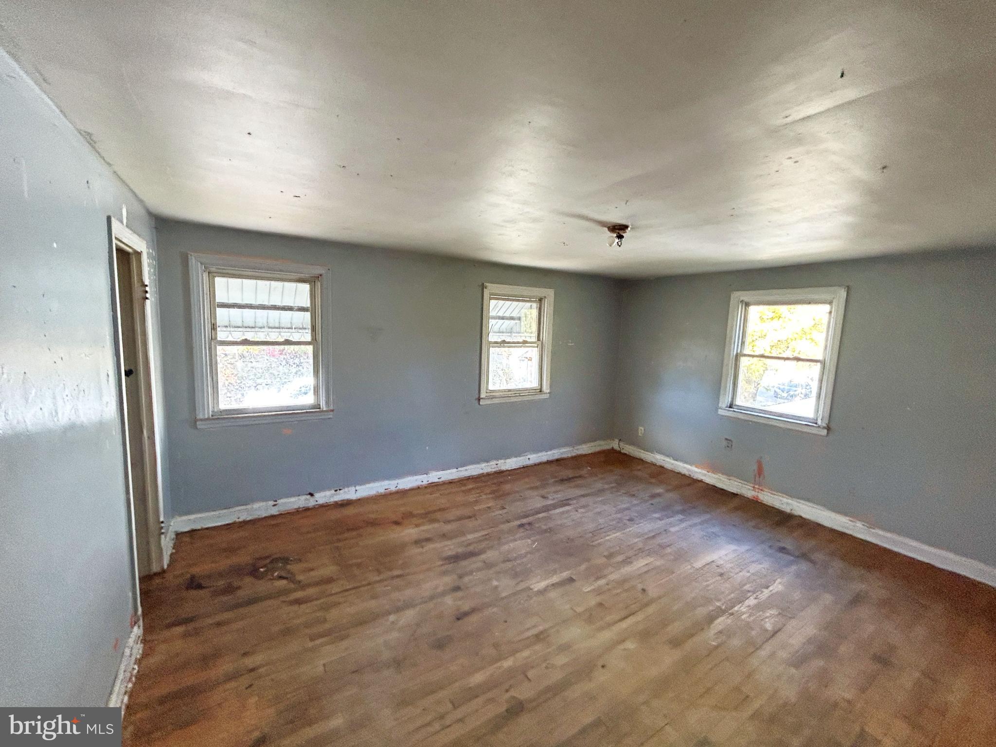 RIDGEWOOD - Residential