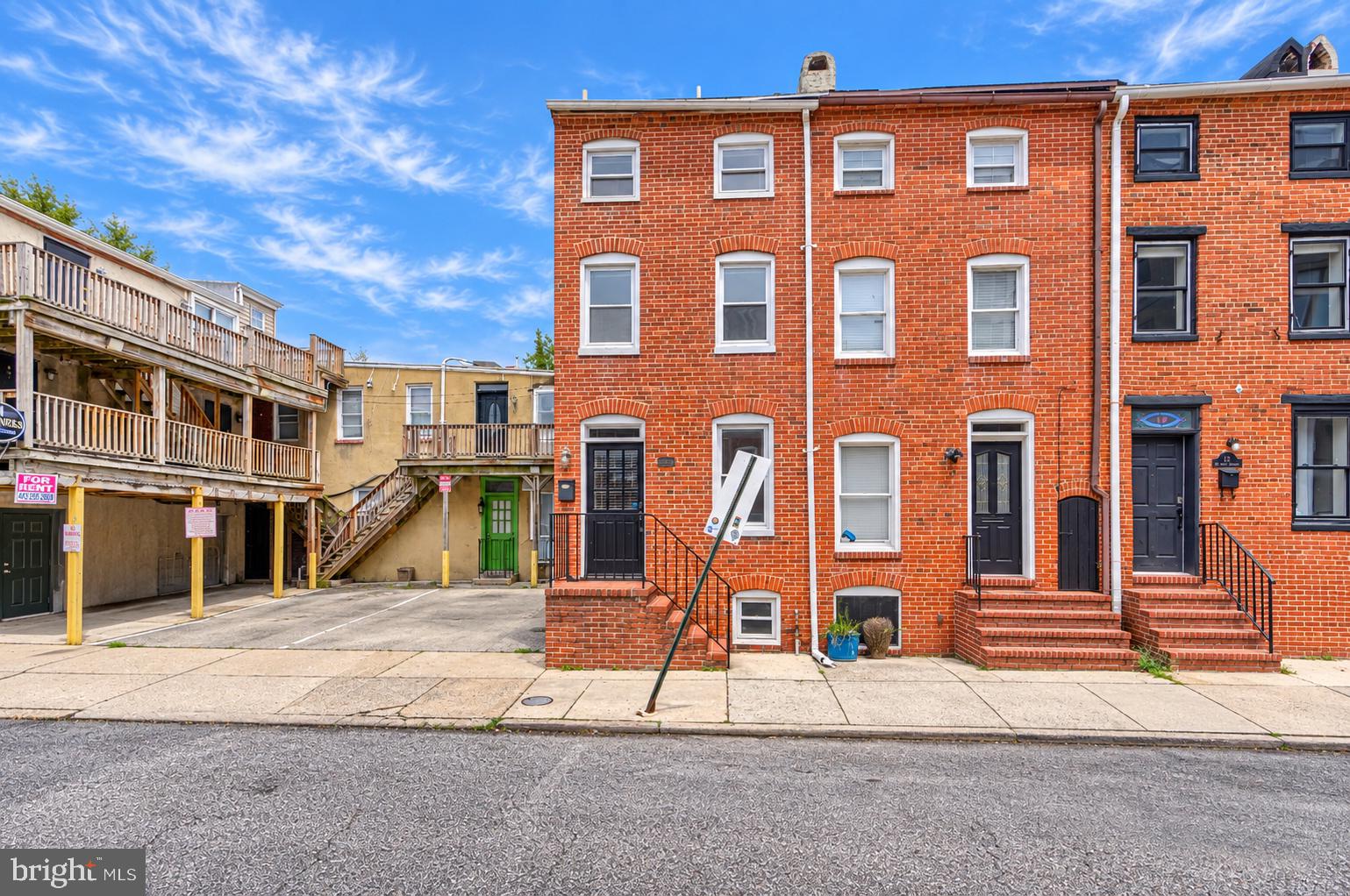 16 W CROSS STREET