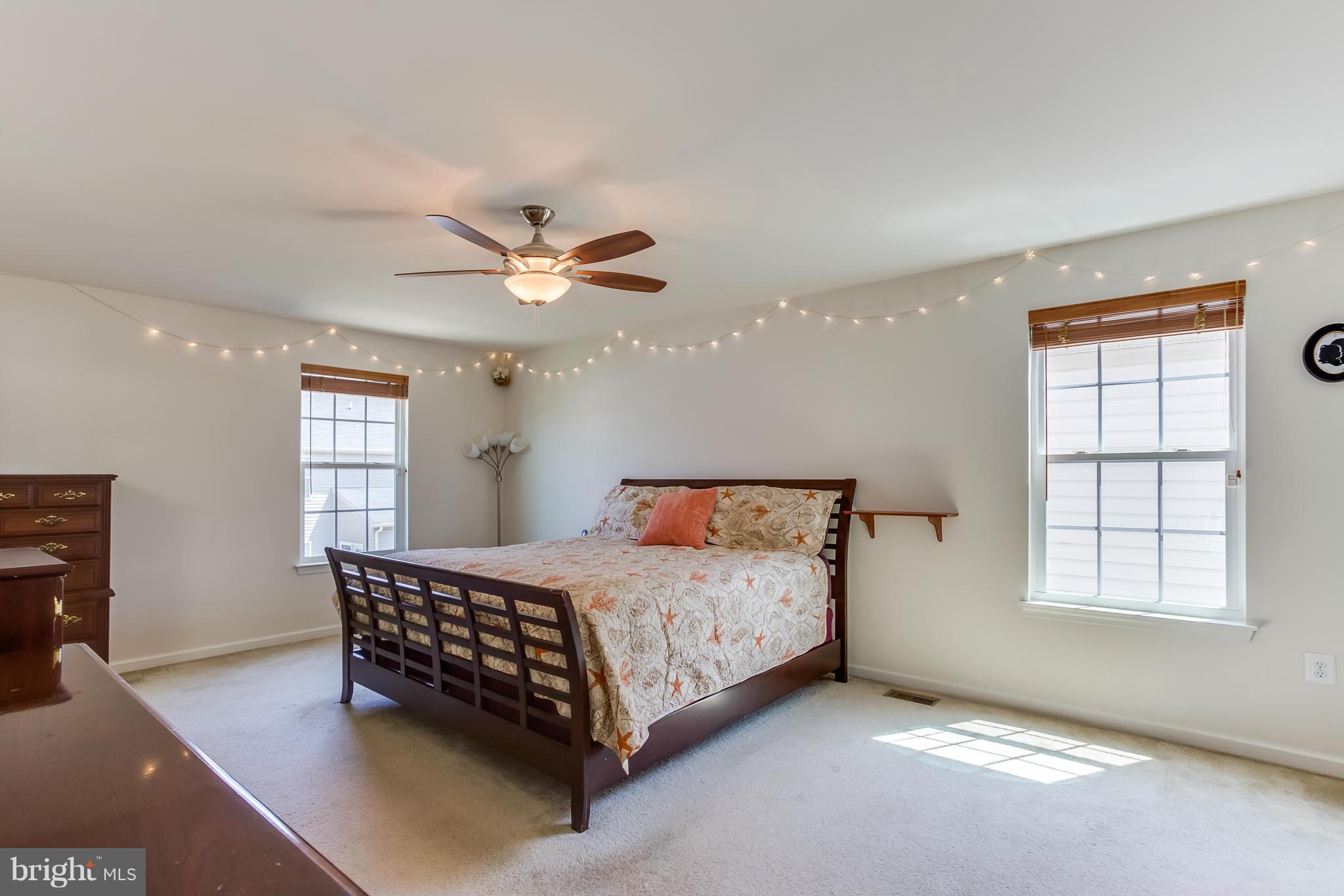 LEE'S PARKE - Residential