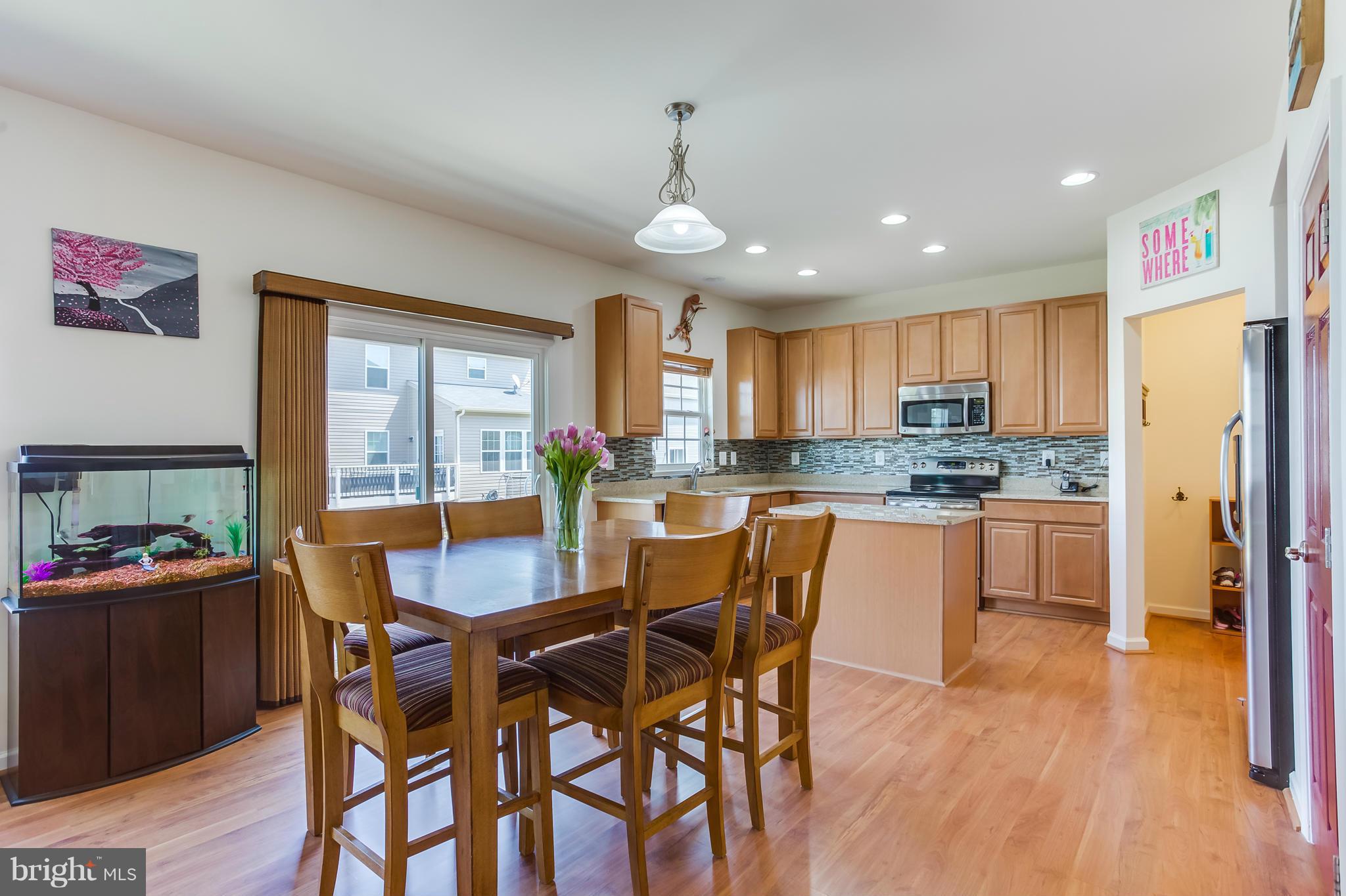 LEE'S PARKE - Residential