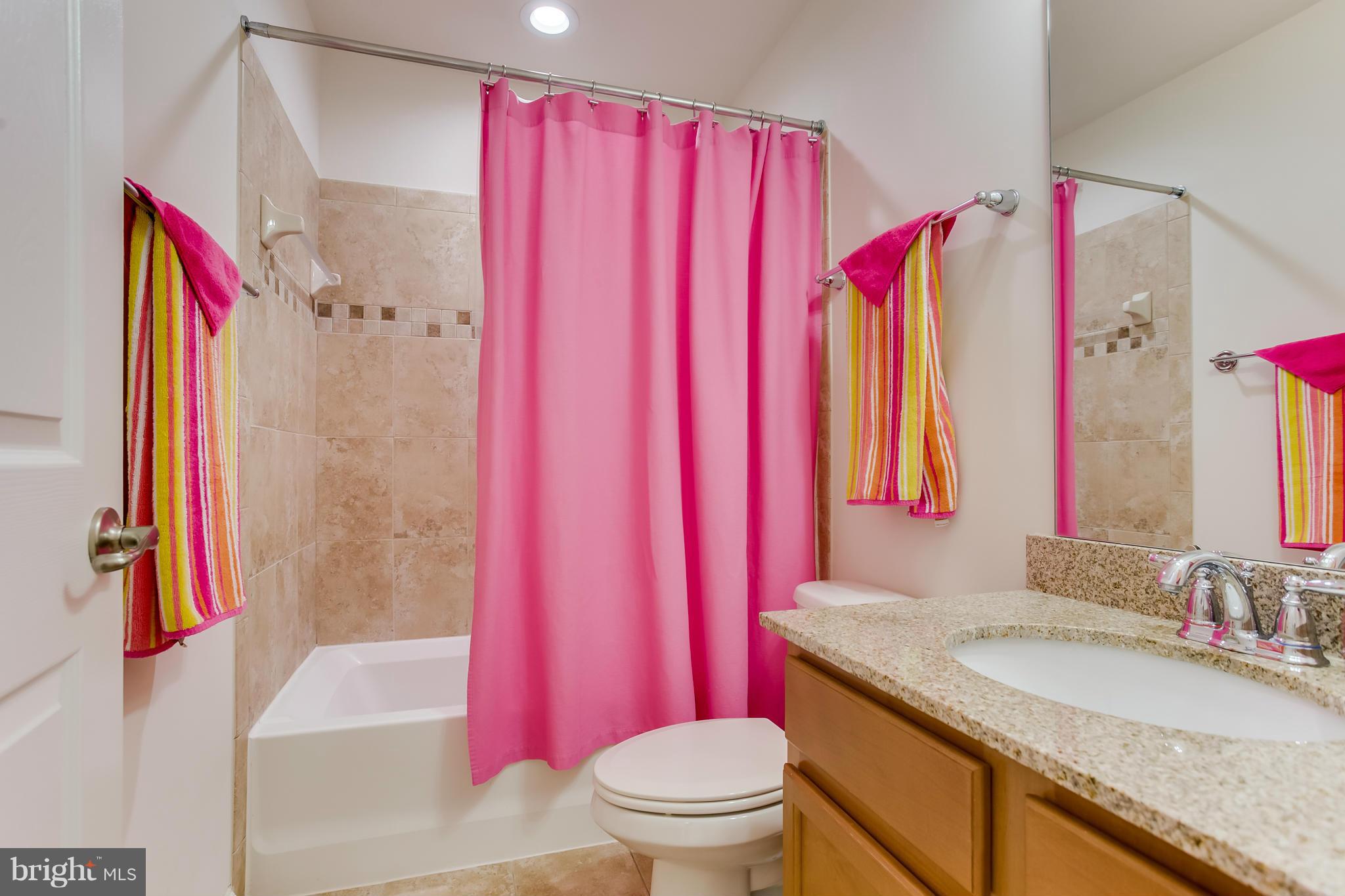 LEE'S PARKE - Residential