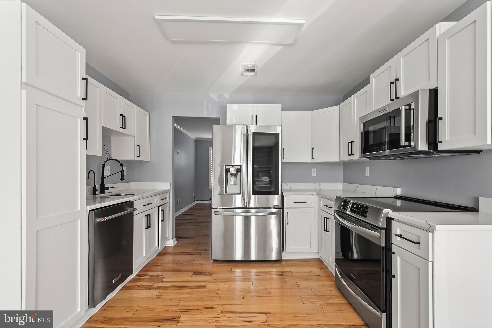 VILLAGE OF MOUNT AIR - Residential