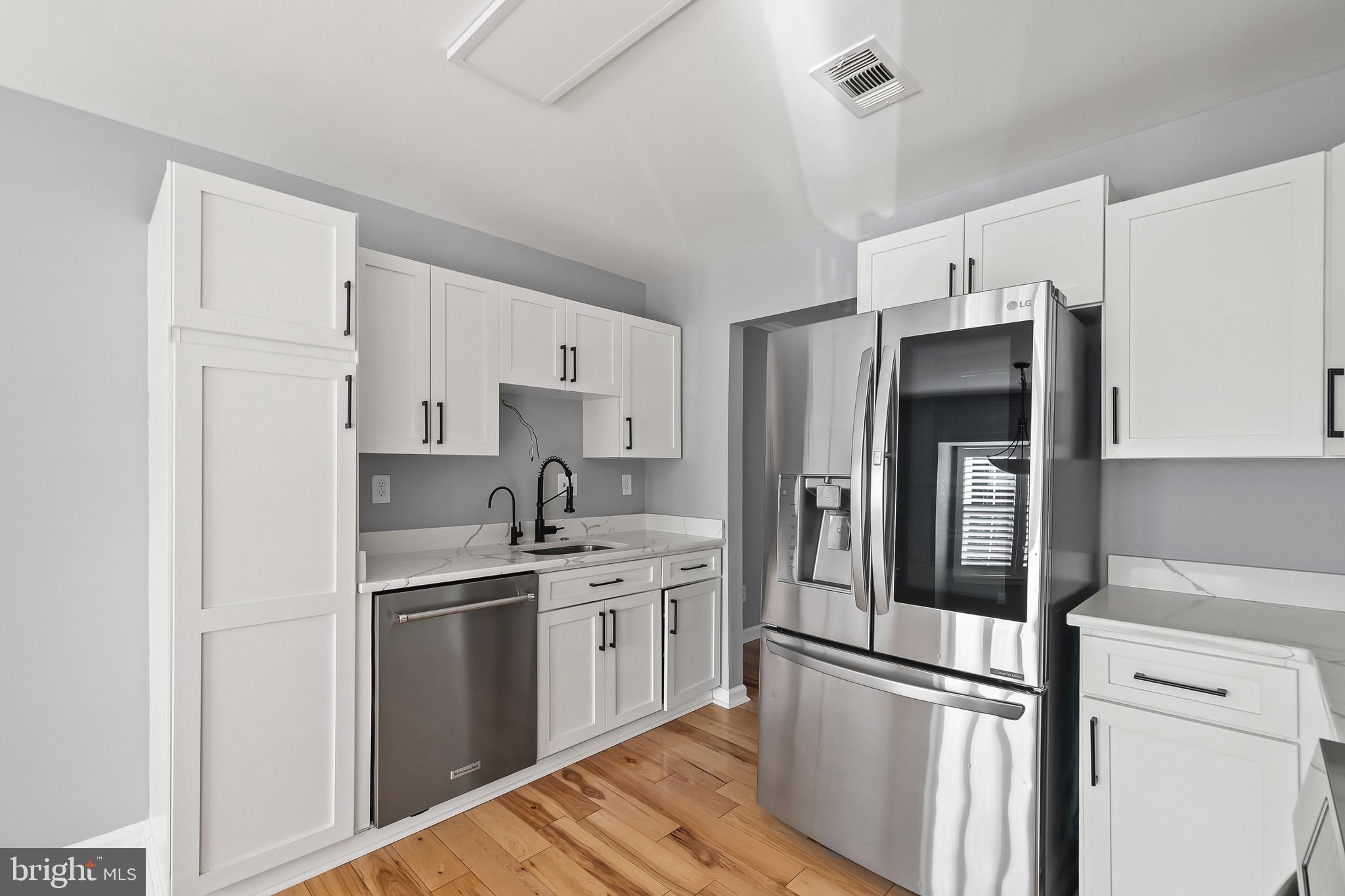 VILLAGE OF MOUNT AIR - Residential