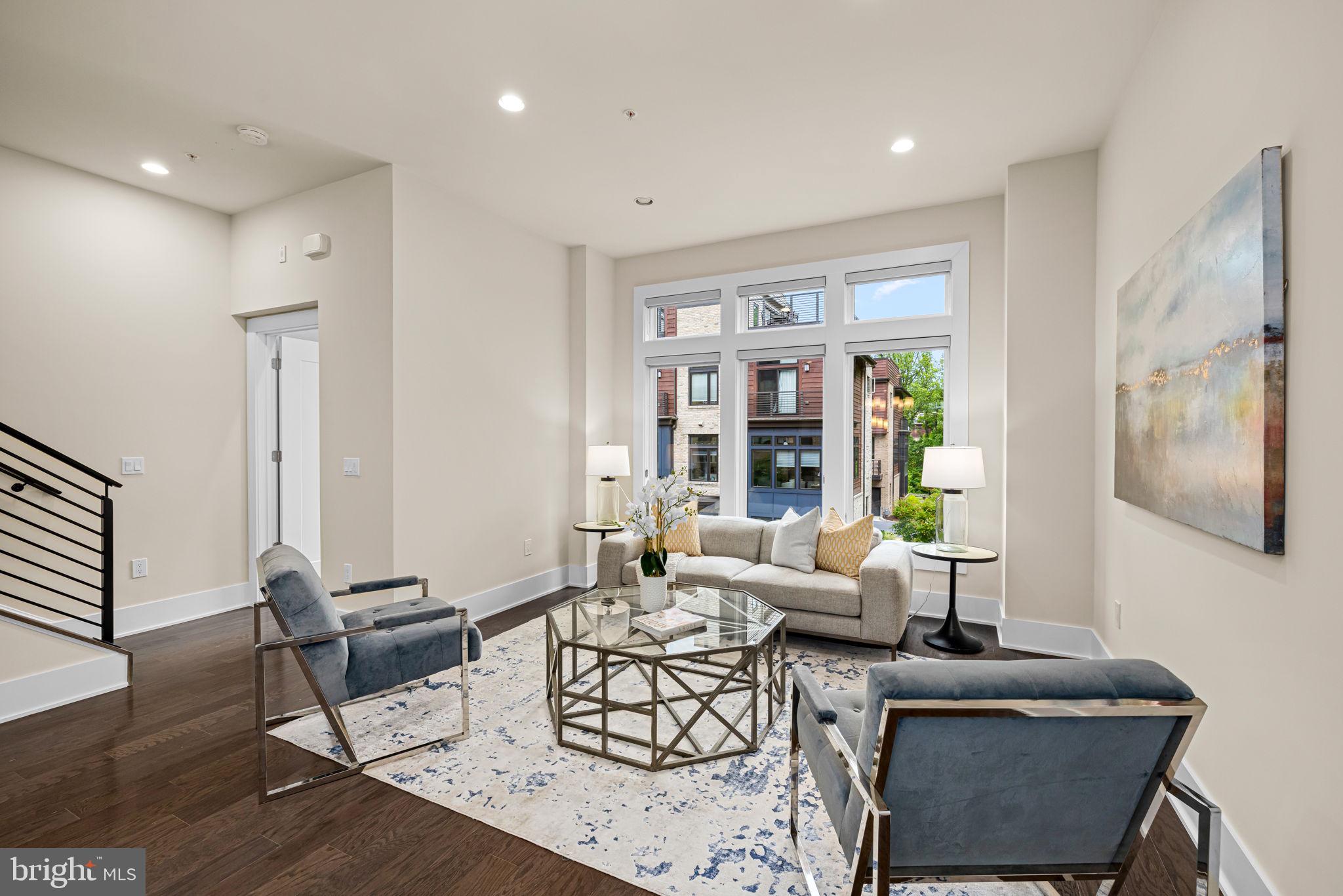 142 WINSOME CIRCLE