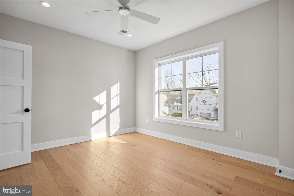 WAYCROFT - WOODLAWN - Residential