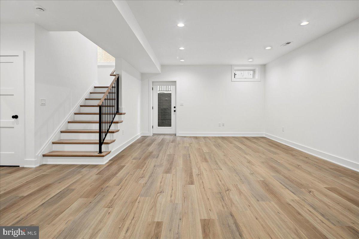 WAYCROFT - WOODLAWN - Residential