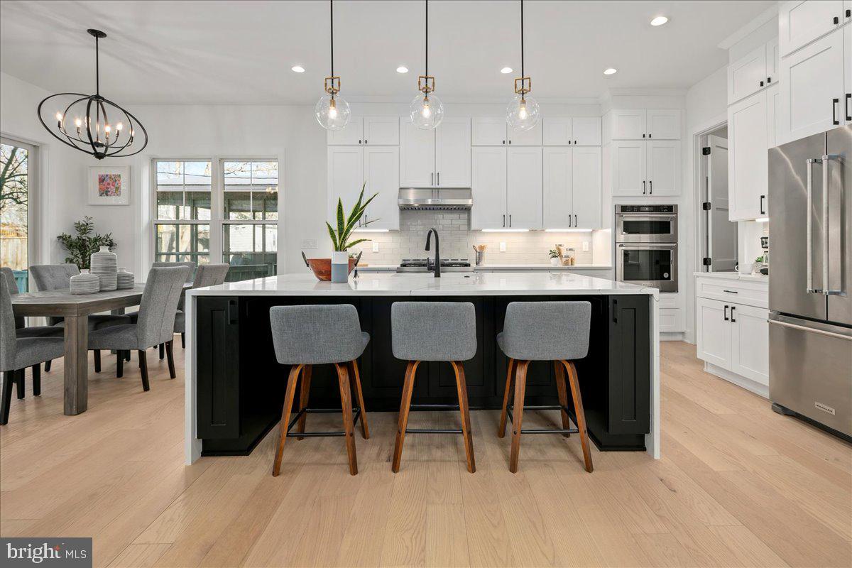 WAYCROFT - WOODLAWN - Residential