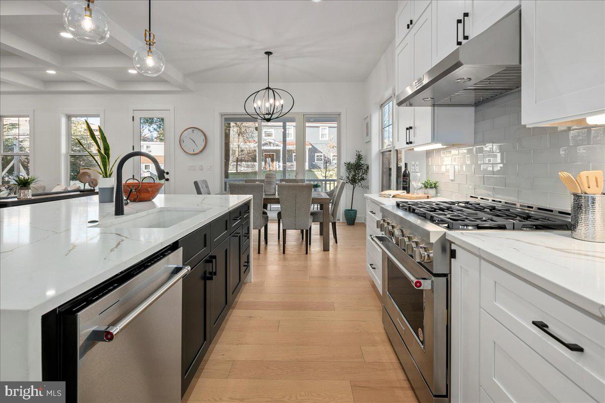 WAYCROFT - WOODLAWN - Residential