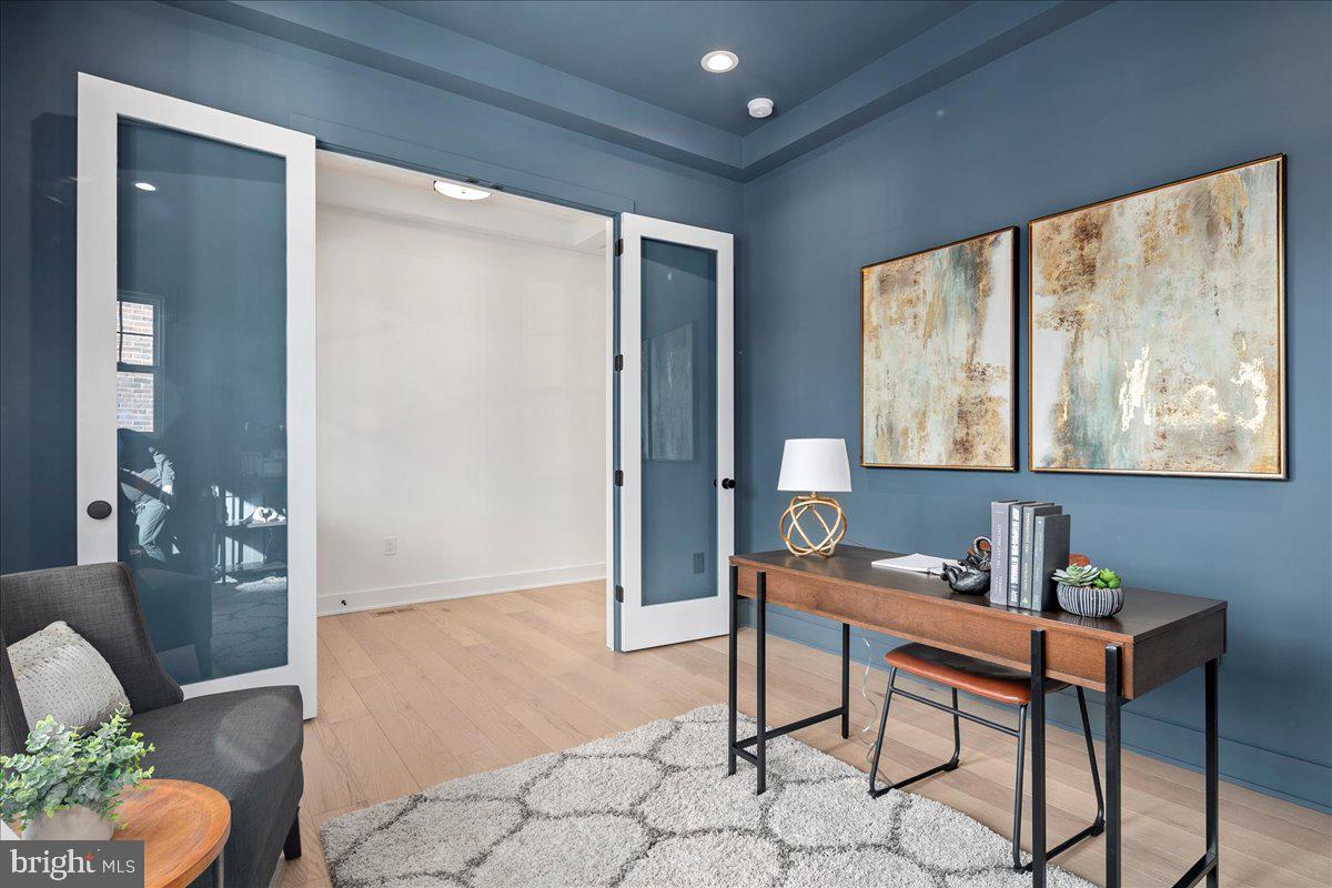 WAYCROFT - WOODLAWN - Residential