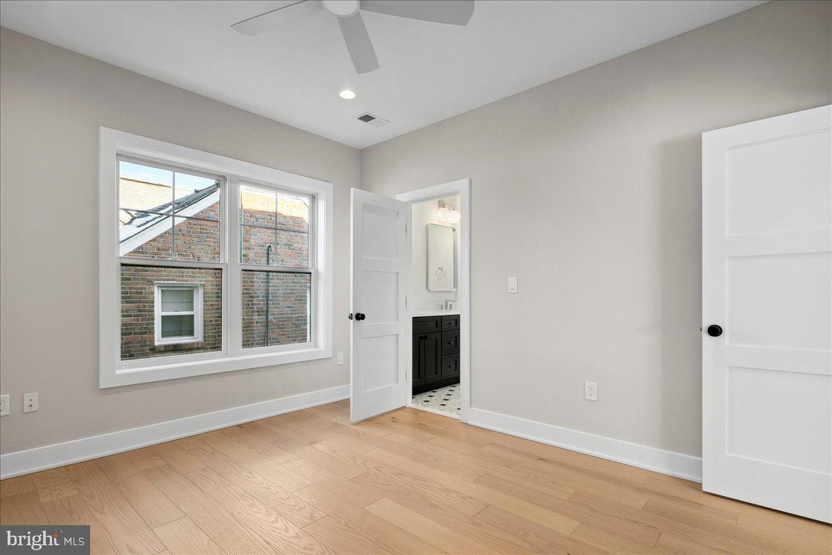 WAYCROFT - WOODLAWN - Residential