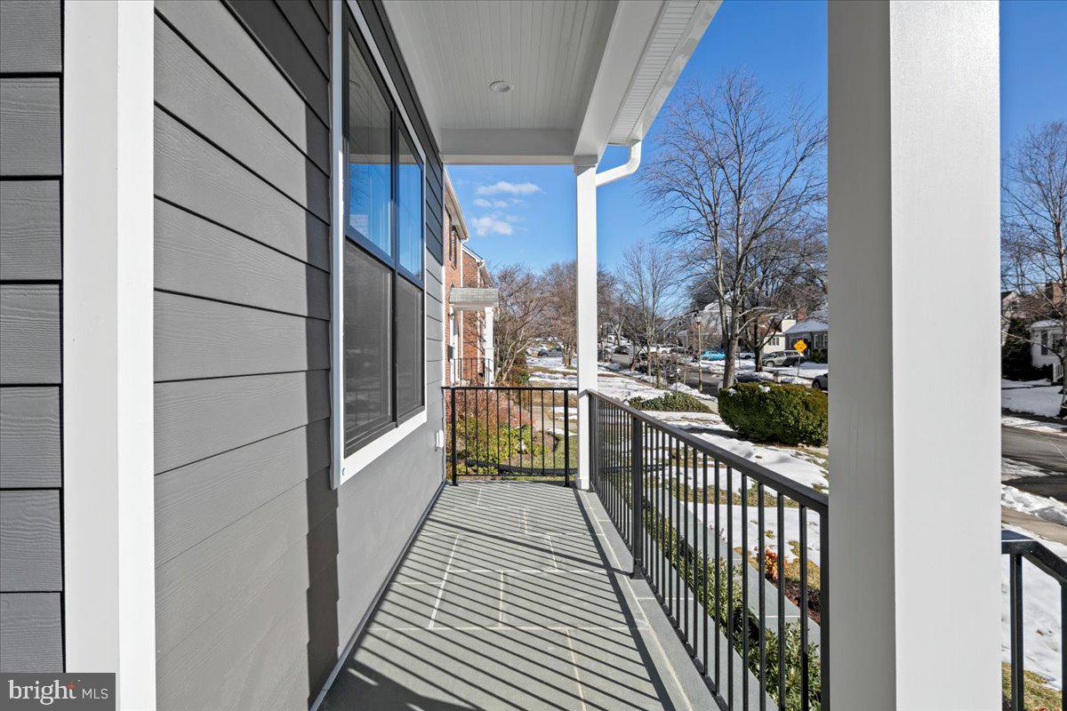 WAYCROFT - WOODLAWN - Residential