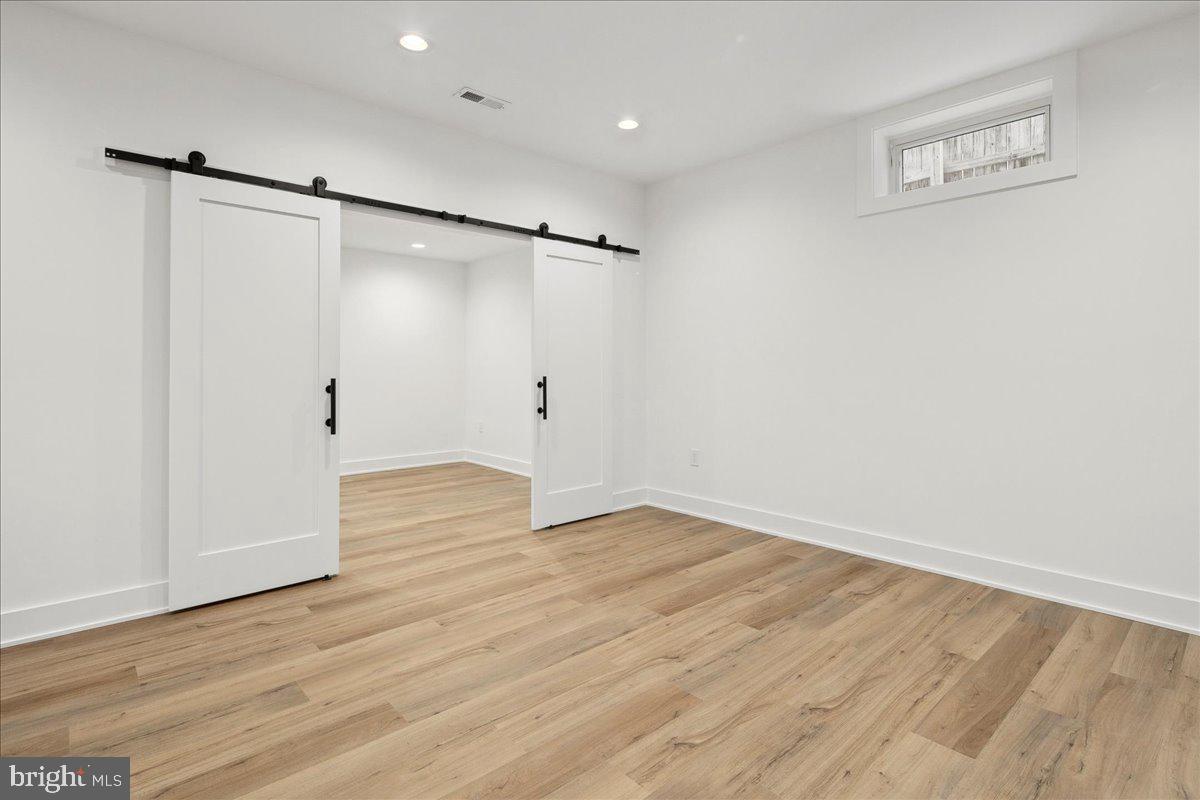 WAYCROFT - WOODLAWN - Residential