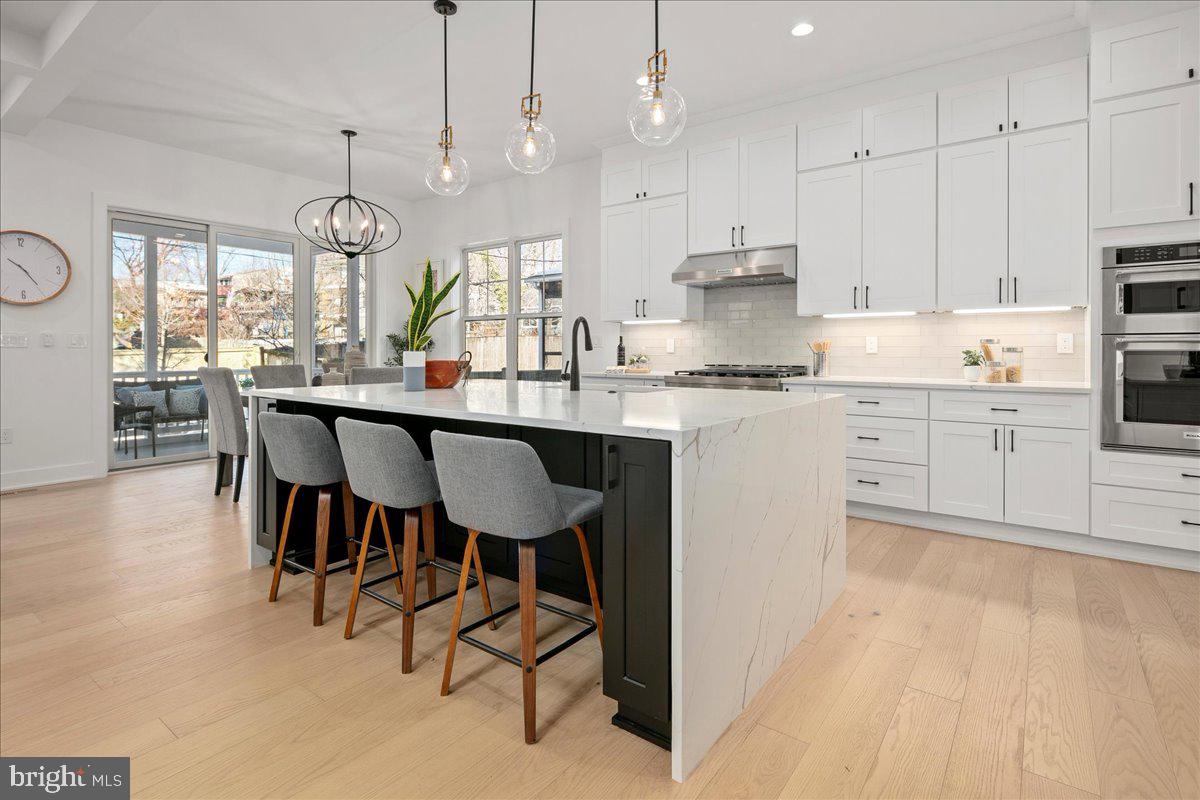 WAYCROFT - WOODLAWN - Residential