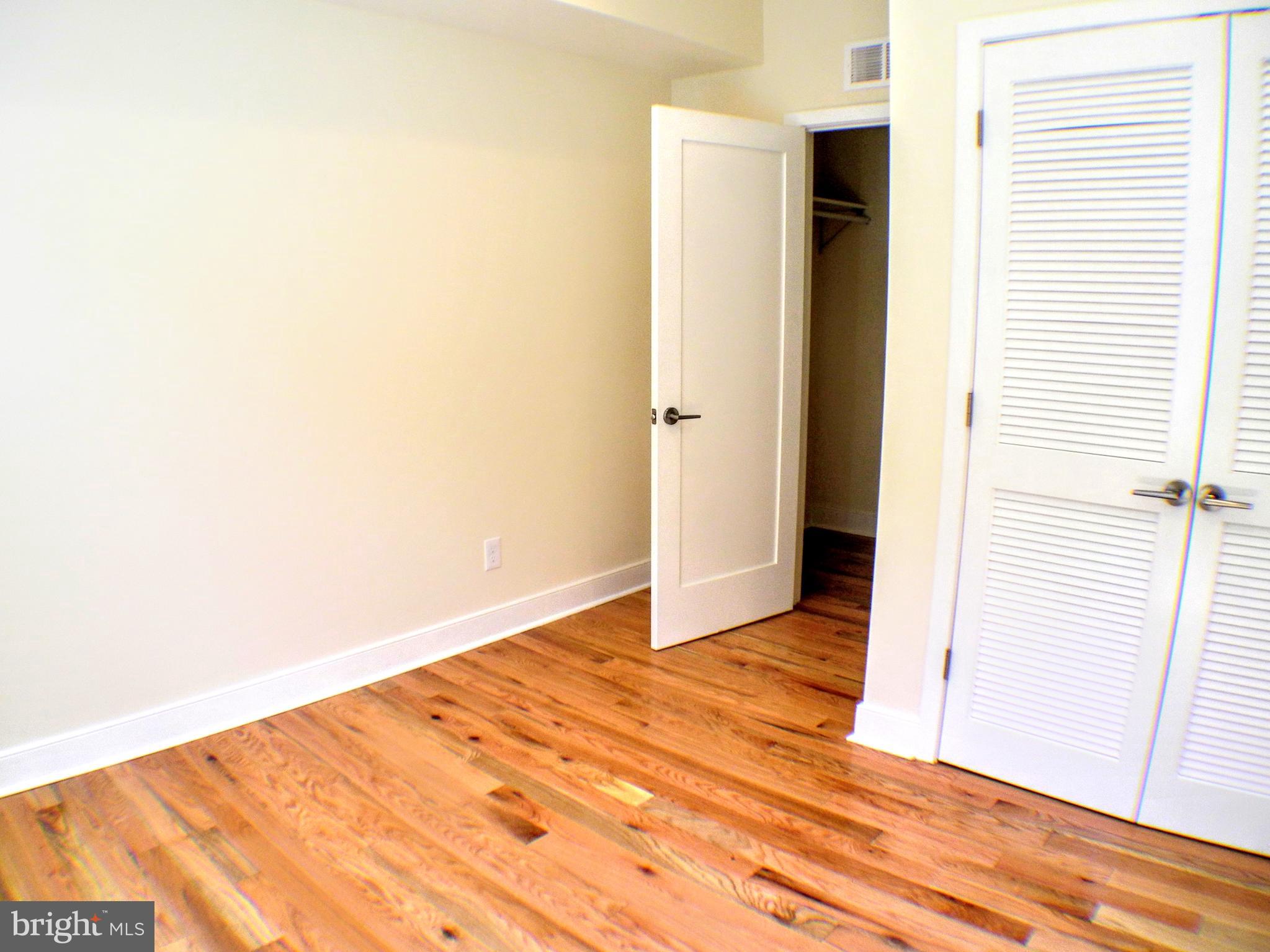 POINT BREEZE - Residential Lease