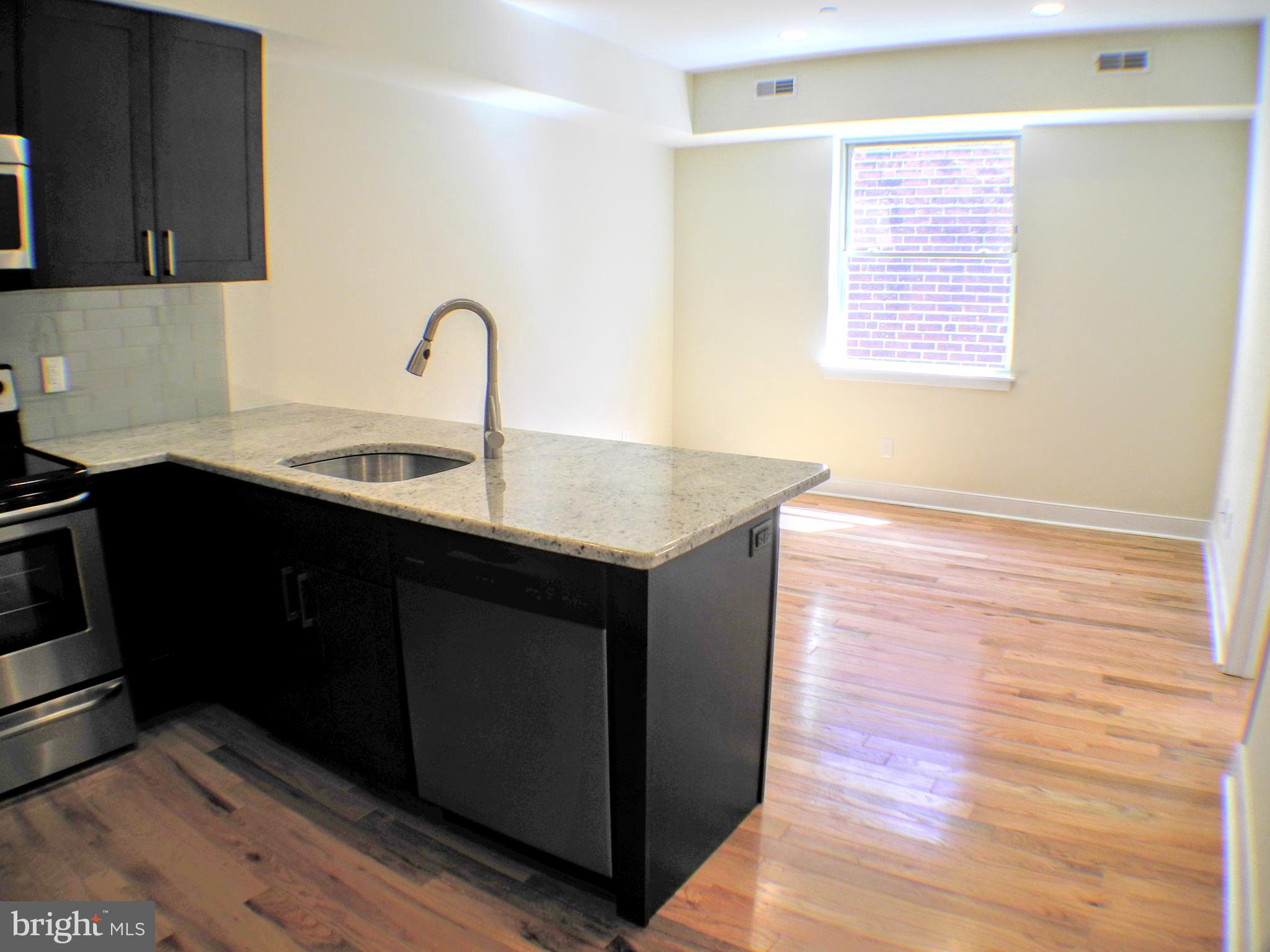 POINT BREEZE - Residential Lease