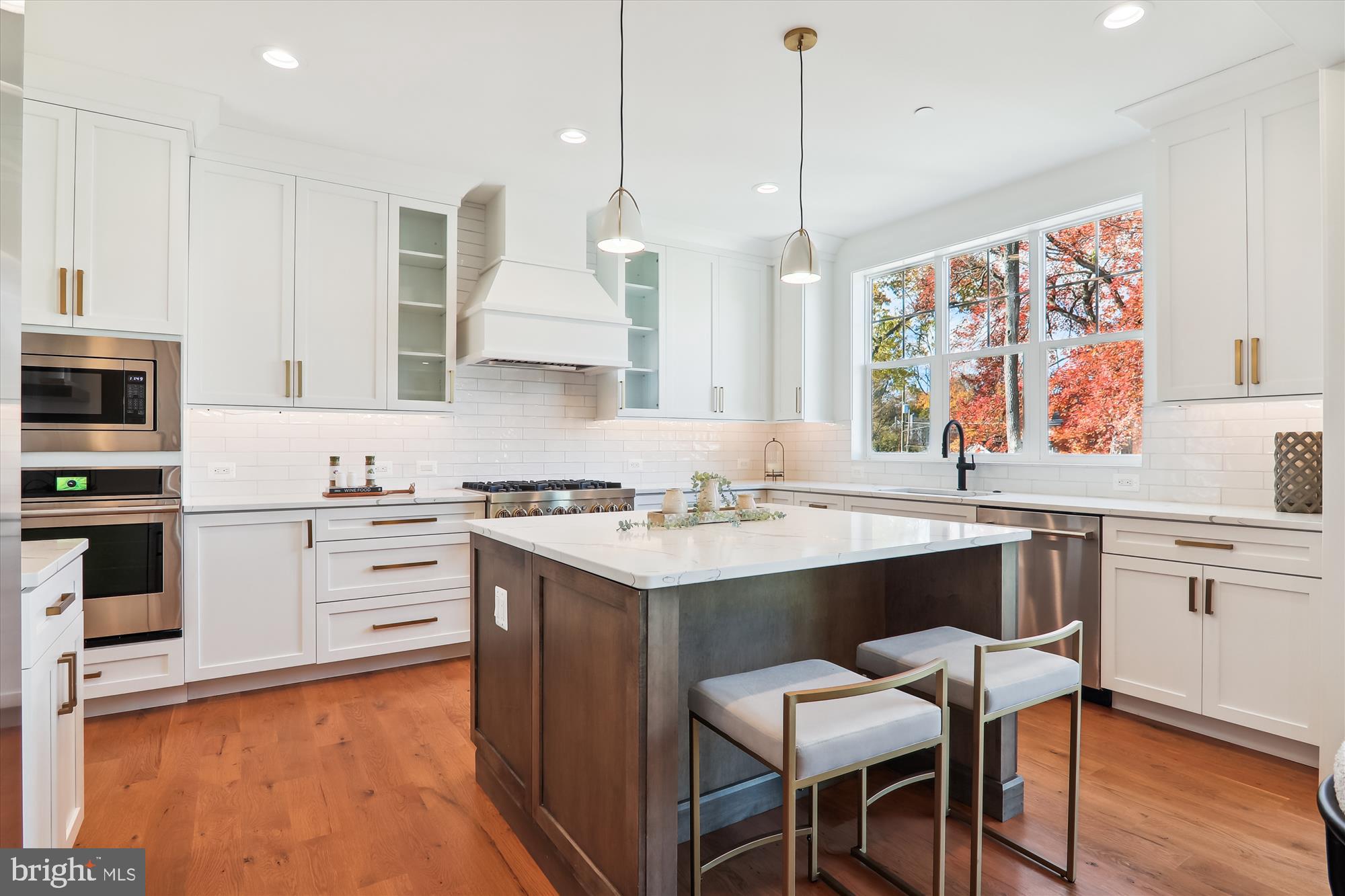 KENSINGTON ESTATES - Residential