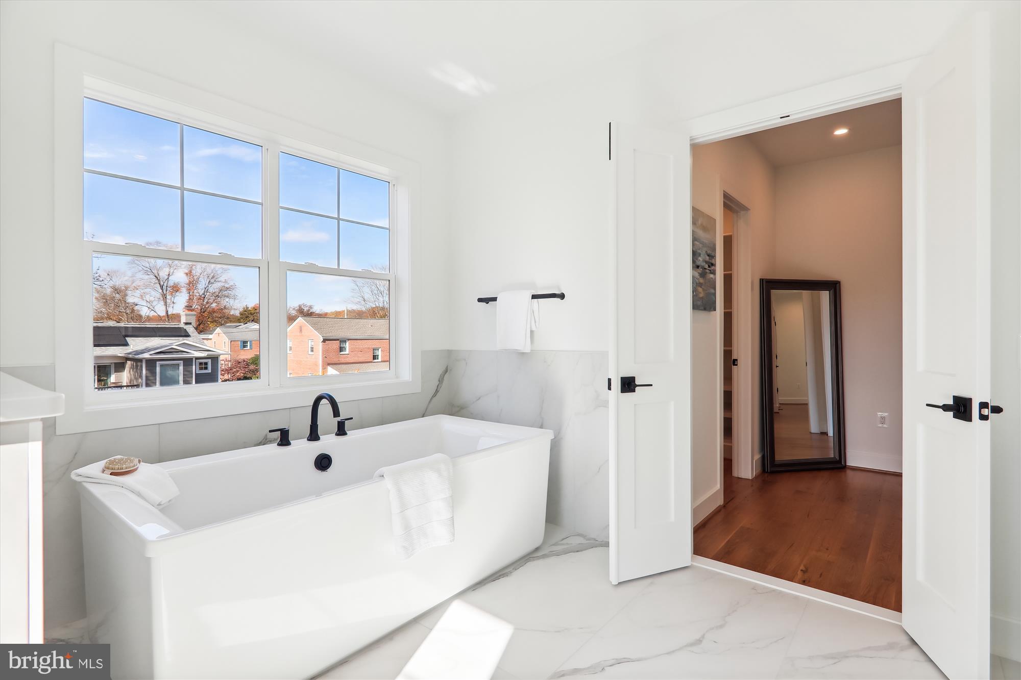 KENSINGTON ESTATES - Residential