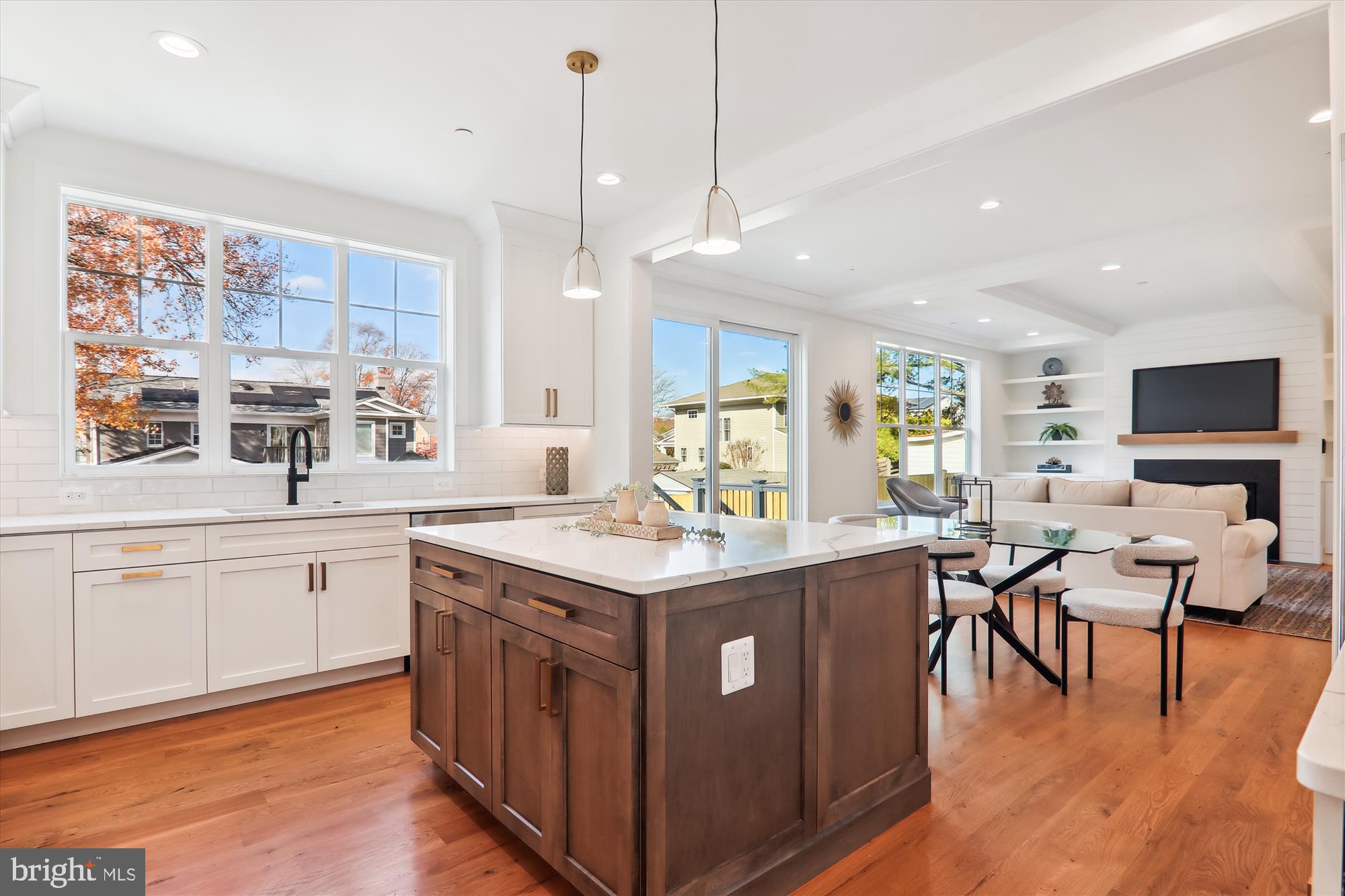 KENSINGTON ESTATES - Residential