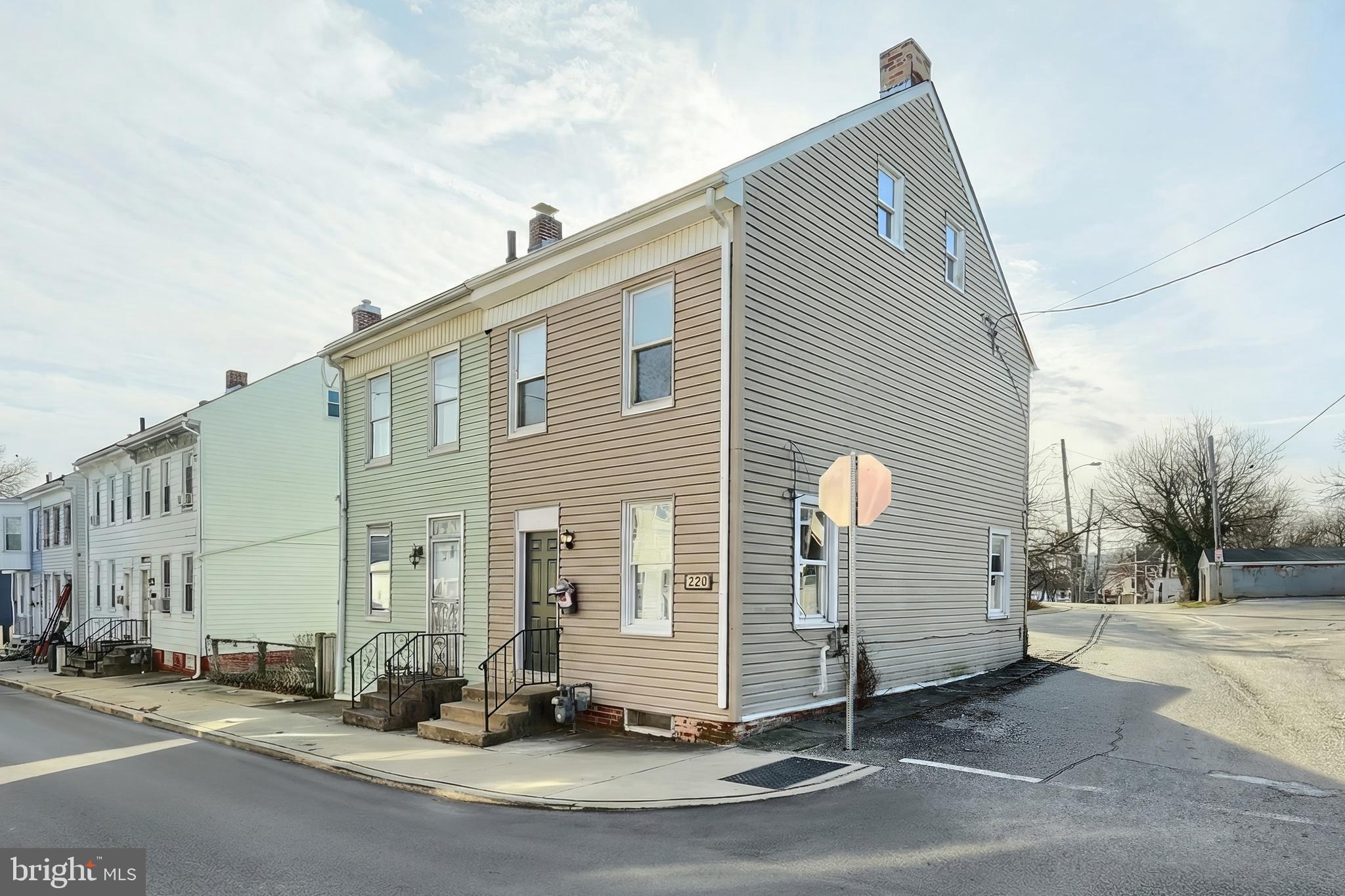 220 GRANTLEY STREET