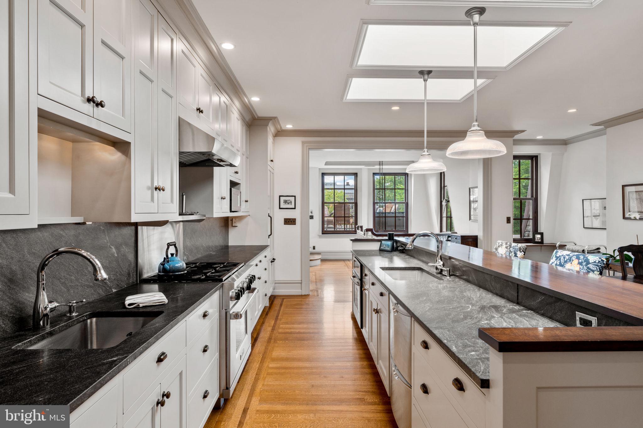RITTENHOUSE SQUARE - Residential
