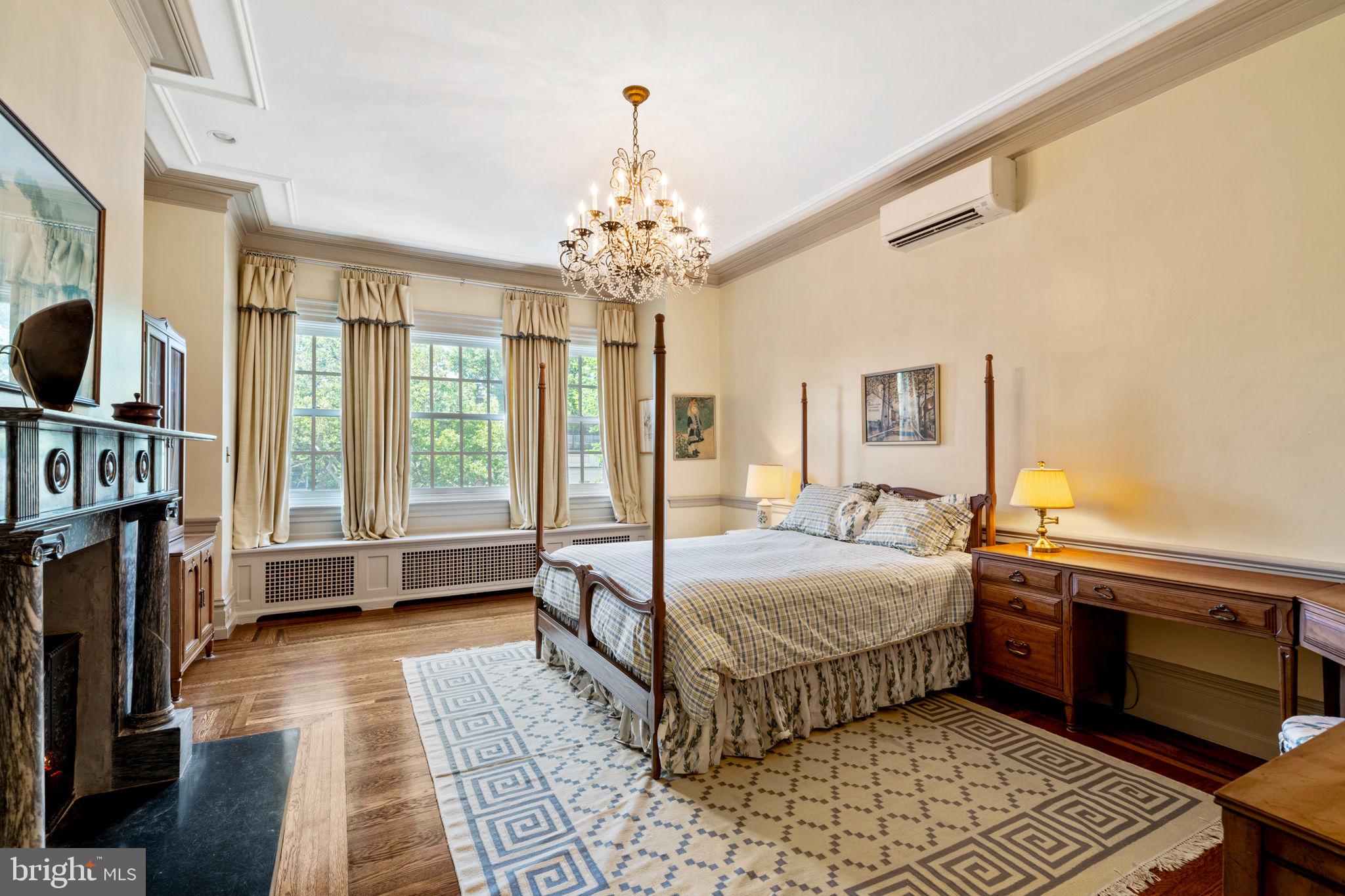 RITTENHOUSE SQUARE - Residential