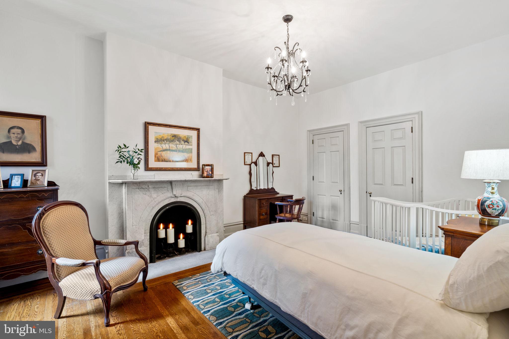 RITTENHOUSE SQUARE - Residential
