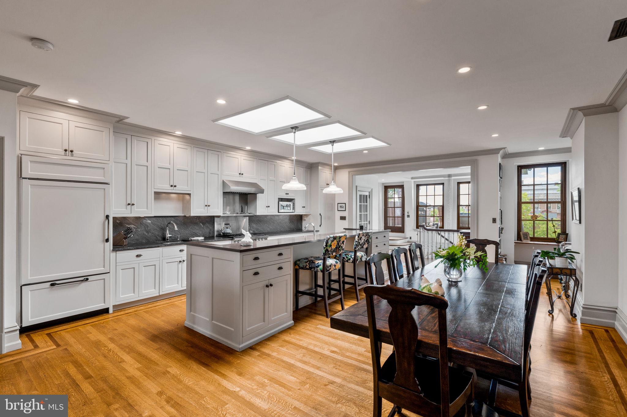 RITTENHOUSE SQUARE - Residential