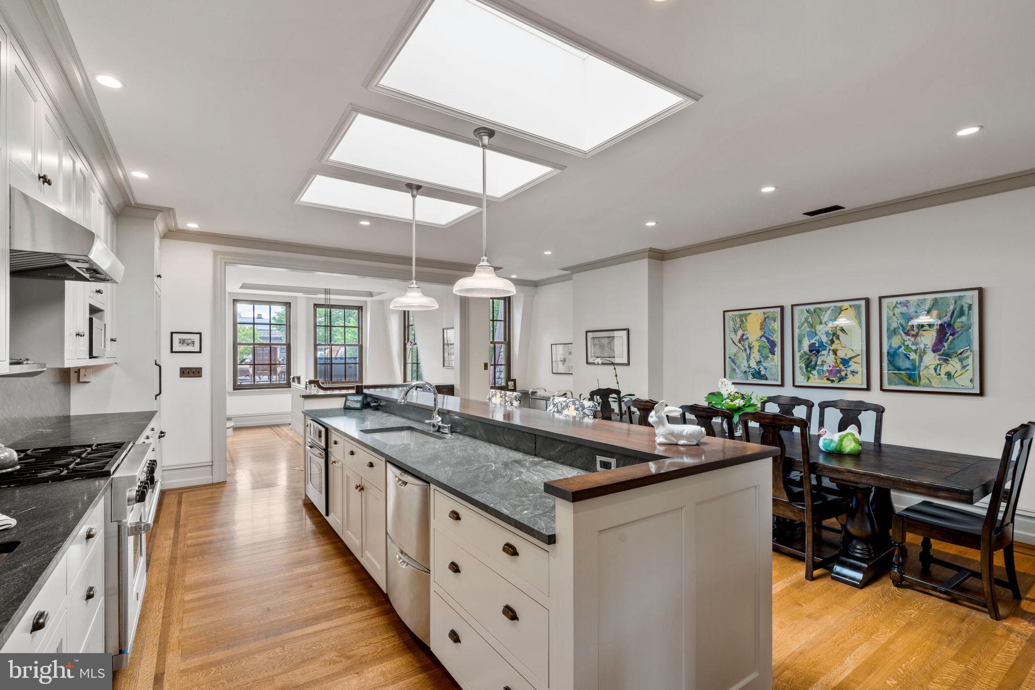 RITTENHOUSE SQUARE - Residential