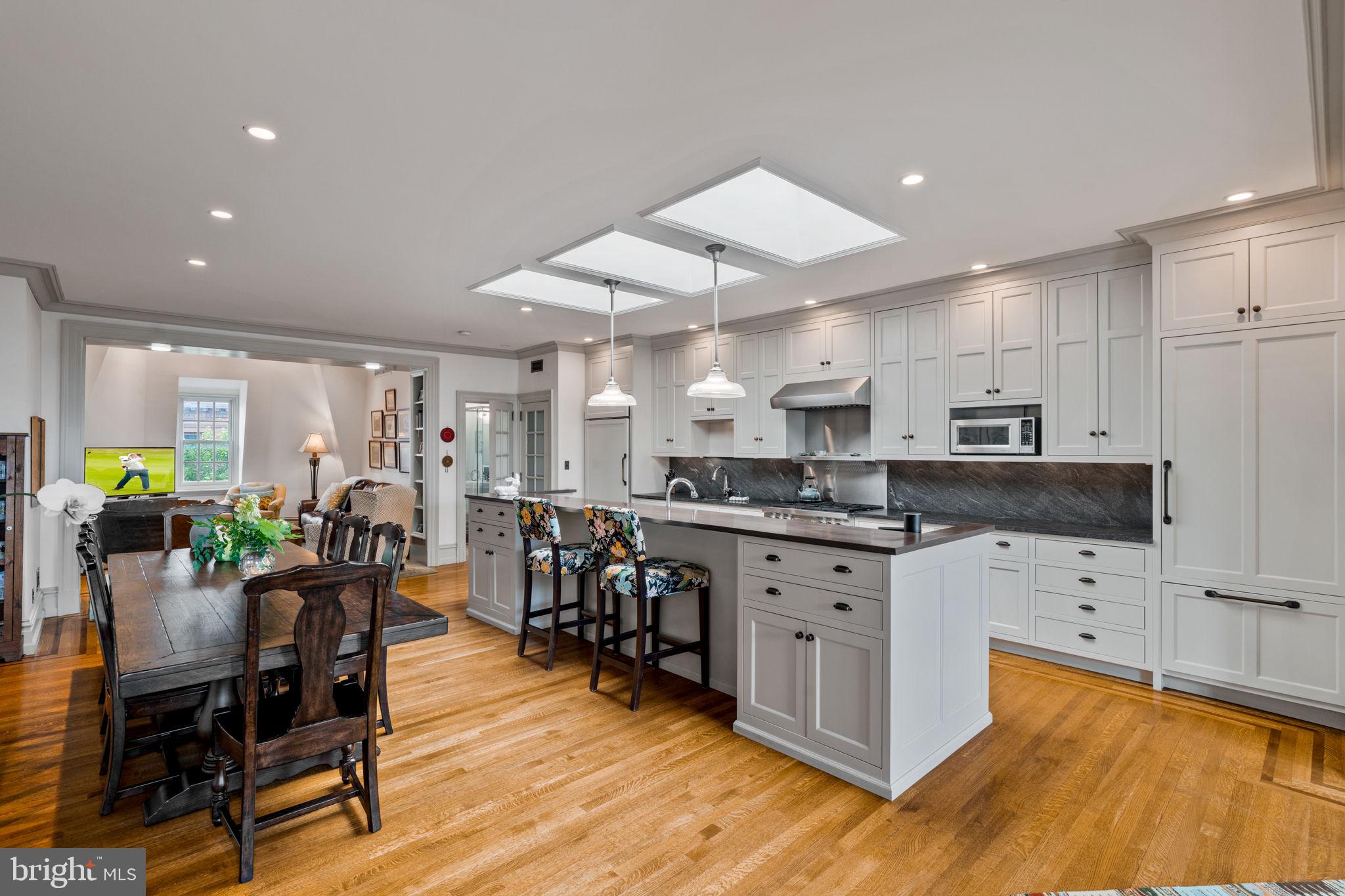 RITTENHOUSE SQUARE - Residential