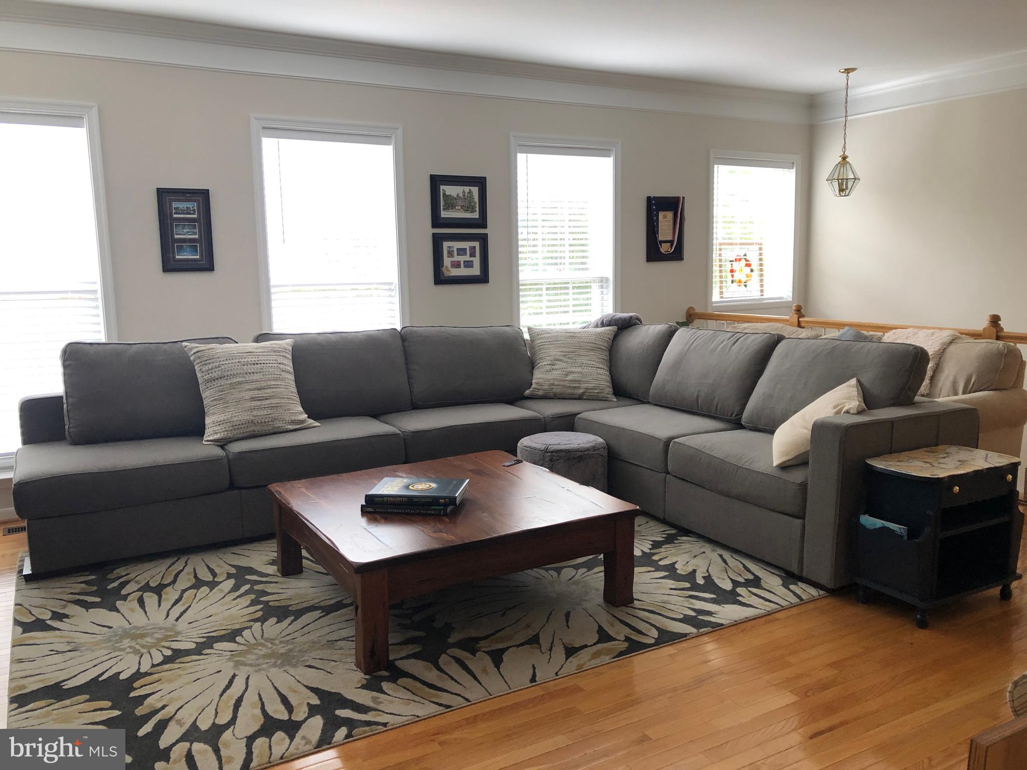 VIENNA METRO - Residential Lease