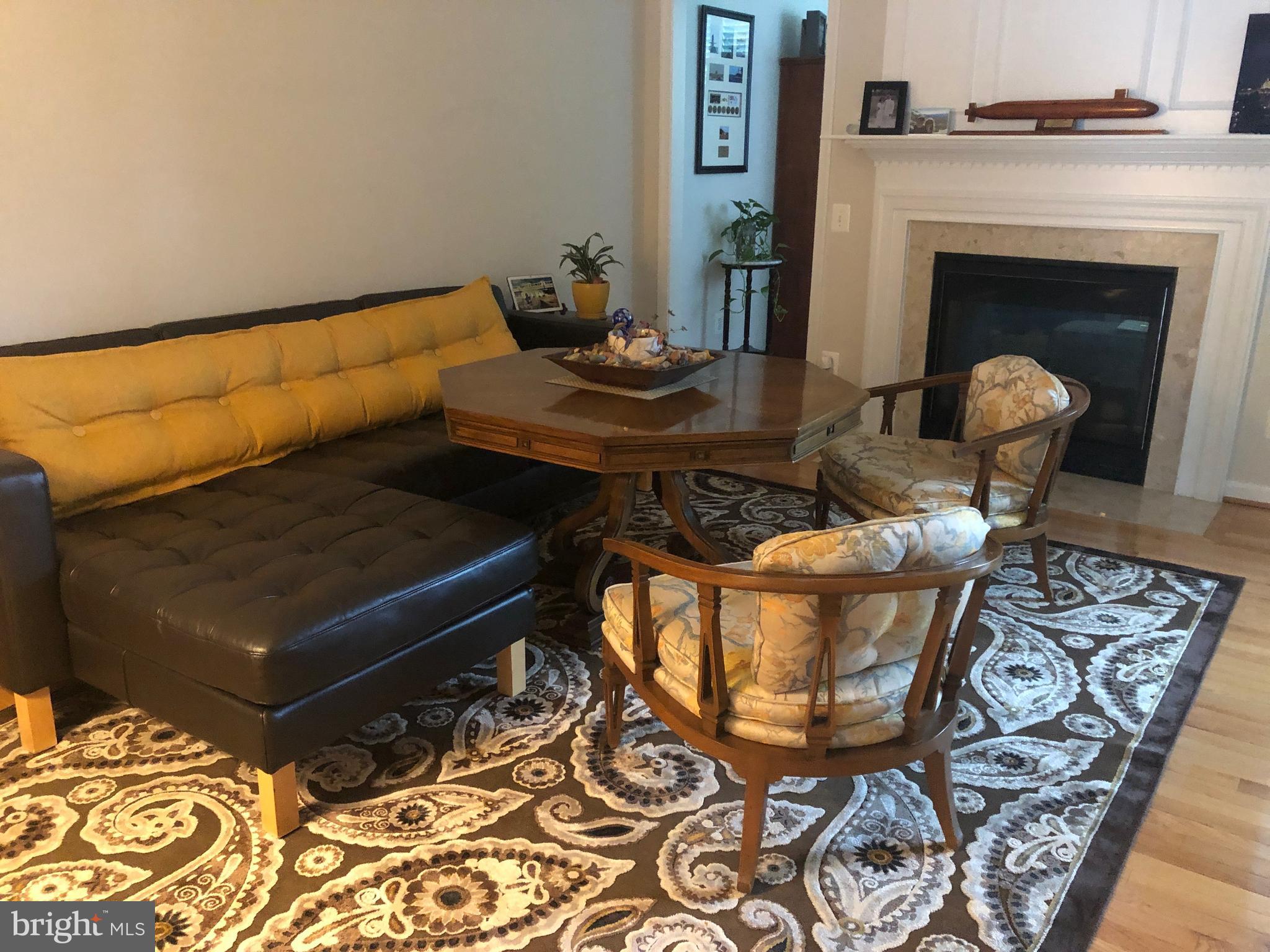 VIENNA METRO - Residential Lease